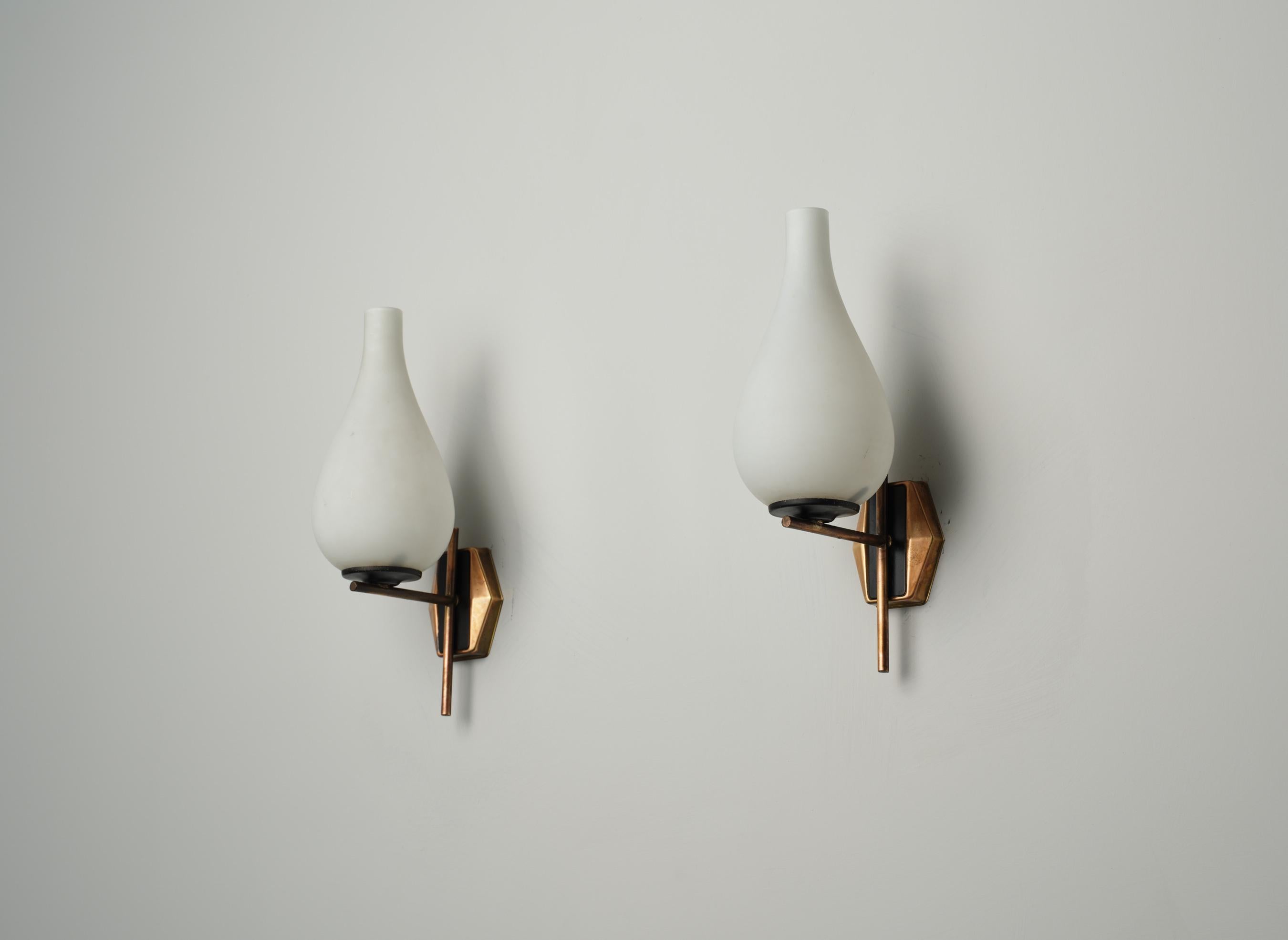 Moderne italienische Wandleuchten aus der Jahrhundertmitte (Moderne der Mitte des Jahrhunderts) im Angebot