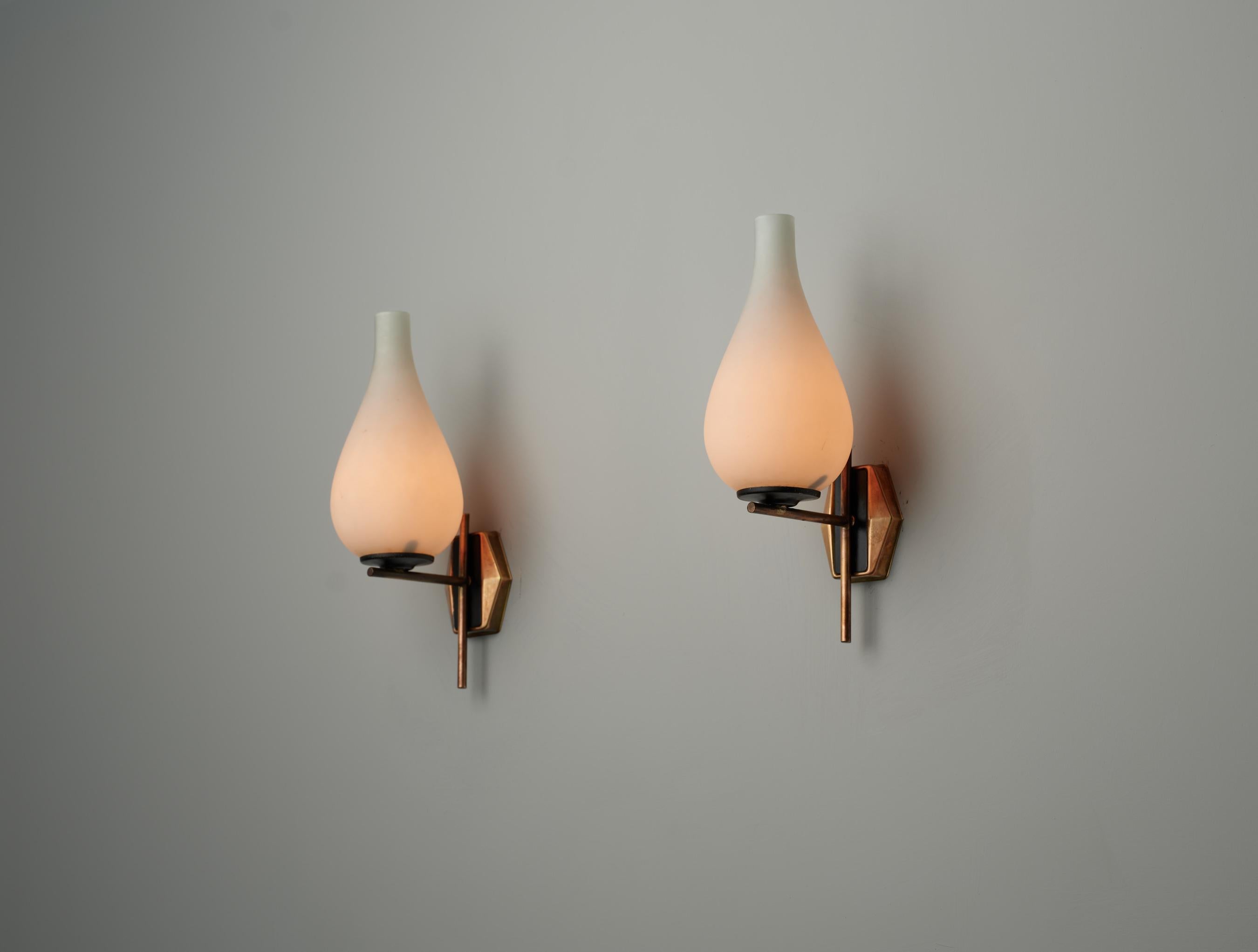 Moderne italienische Wandleuchten aus der Jahrhundertmitte im Angebot 2