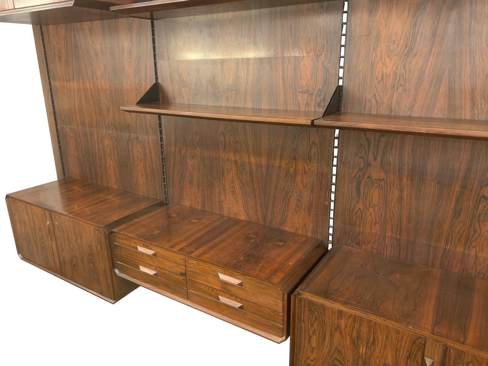 Mid-Century Modern Italian Wall Unit, Wood, 1960s For Sale 3