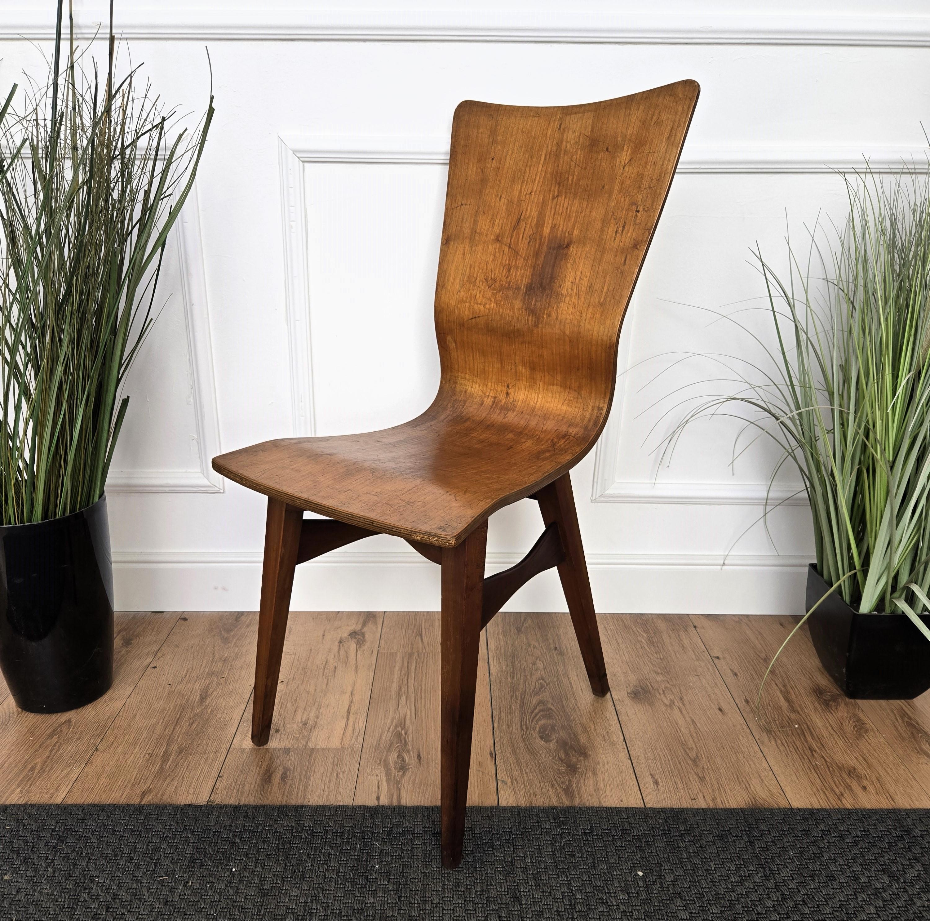 Mid-Century Modern Italian Walnut Wood Side Lounge Chair For Sale 1