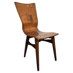 Chaise longue d'appoint en bois de noyer de style The Modernity Italian