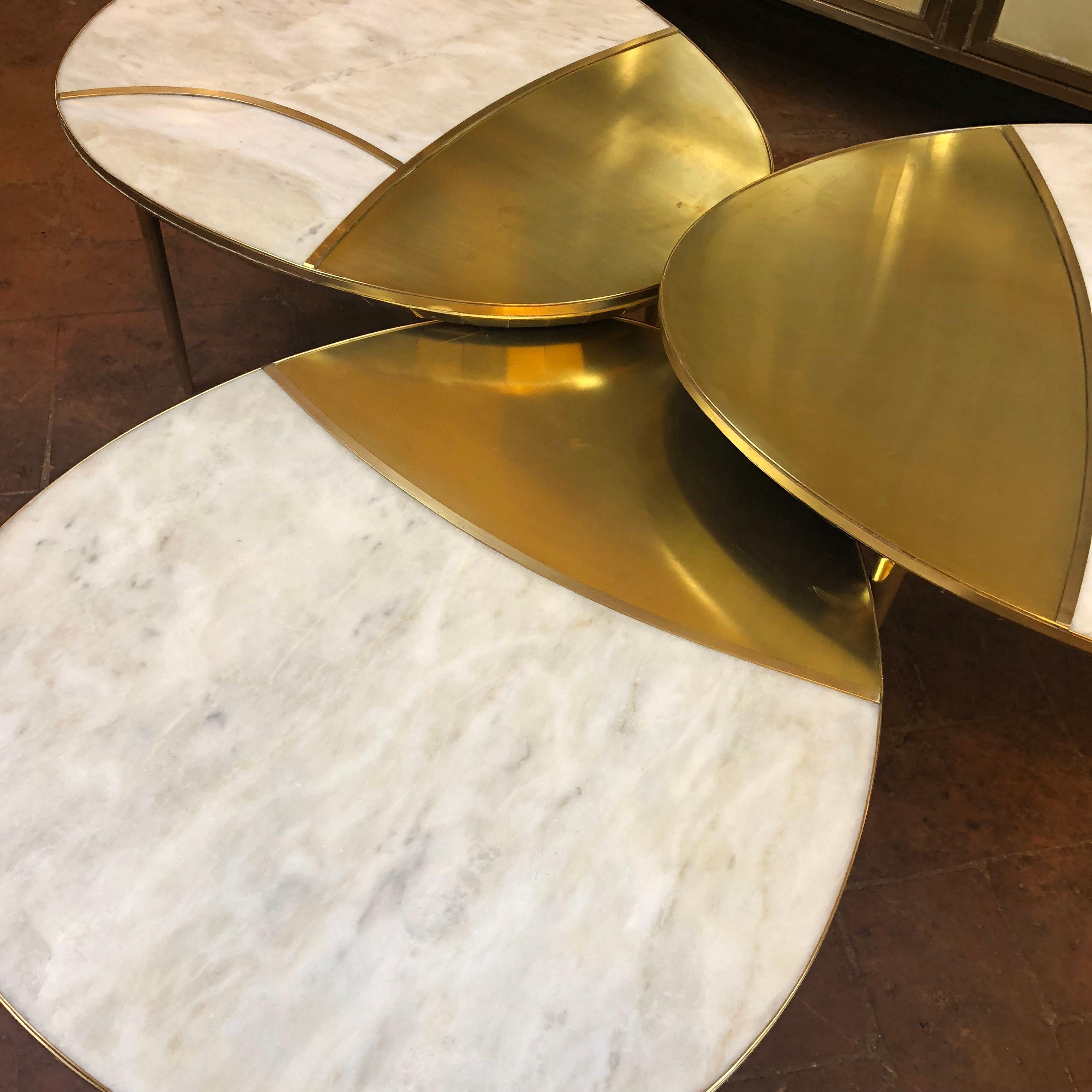 Mid-Century Modern Italian White Marble and Brass Set of Three Coffee Tables In Excellent Condition In Firenze, Tuscany