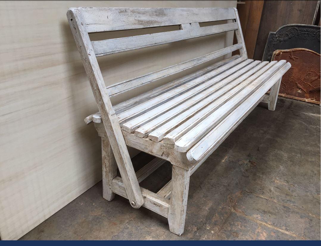 Mid-20th Century Mid-Century Modern Italian White Painted Wooden Garden Bench, 1940s For Sale