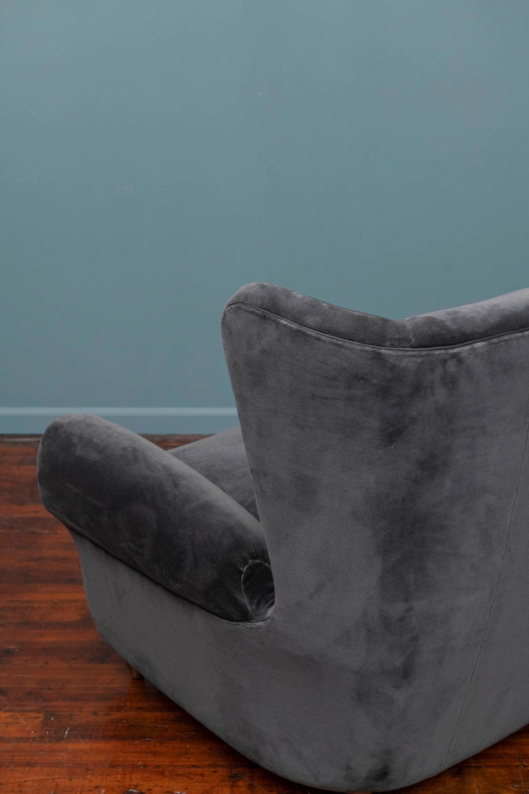 Mid-Century Modern Italian Wingback Sofa For Sale 5