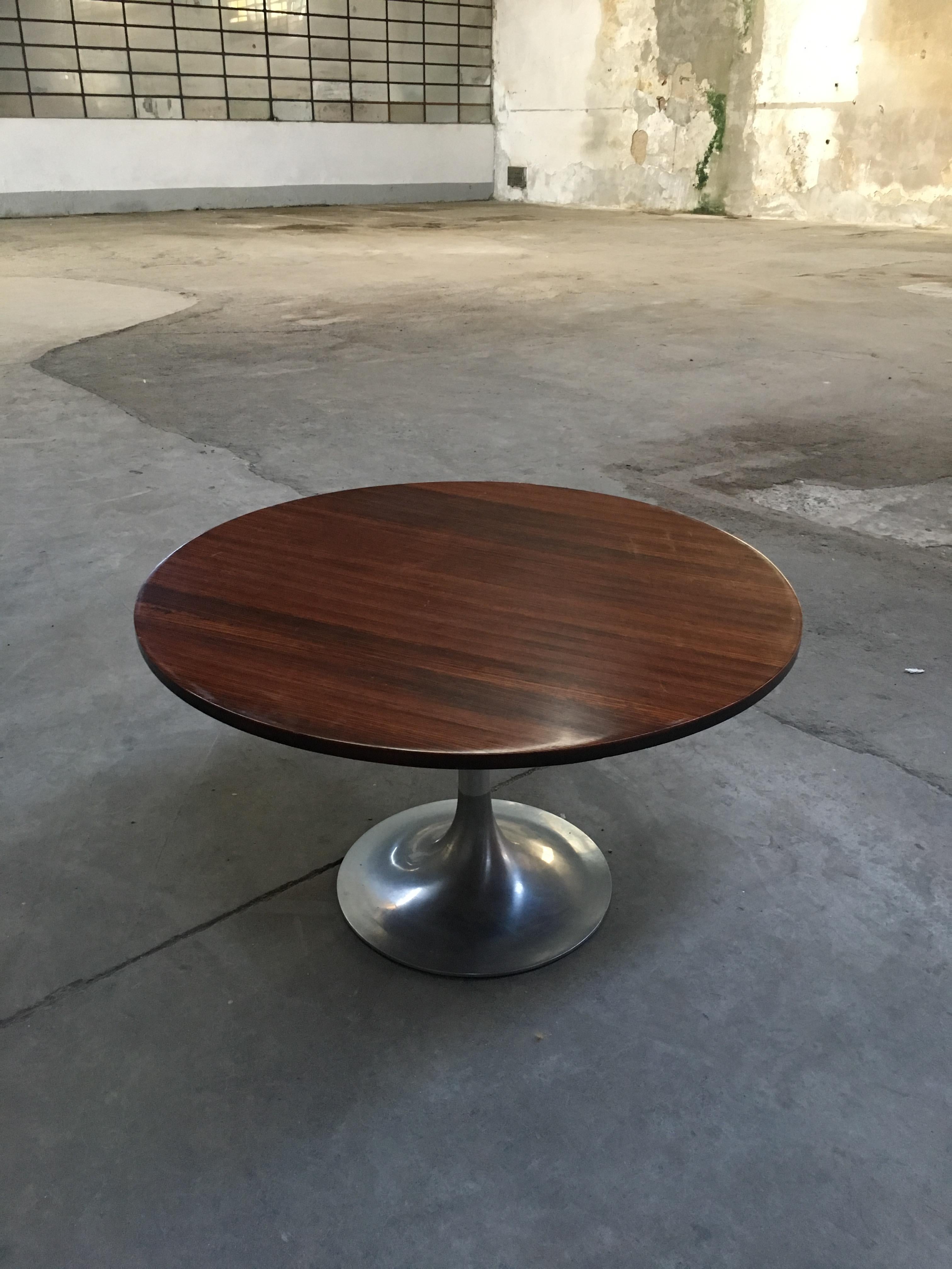 Mid-Century Modern Italian Wood Dining Table with Round Aluminum Base, 1970s For Sale 1