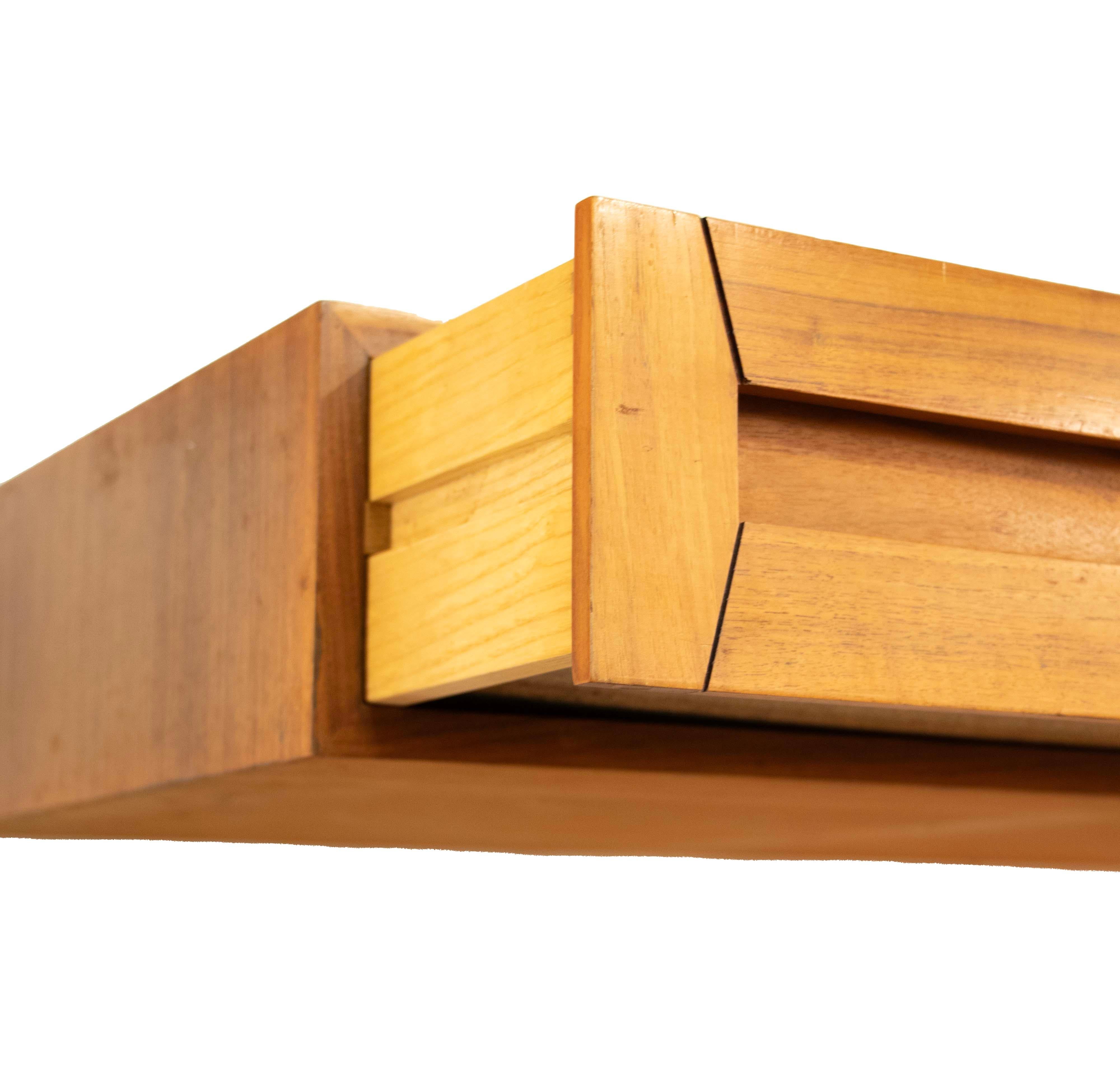 Consoles suspendues en bois italiennes modernes du milieu du siècle dernier - lot de 3 Bon état à Brussels , BE