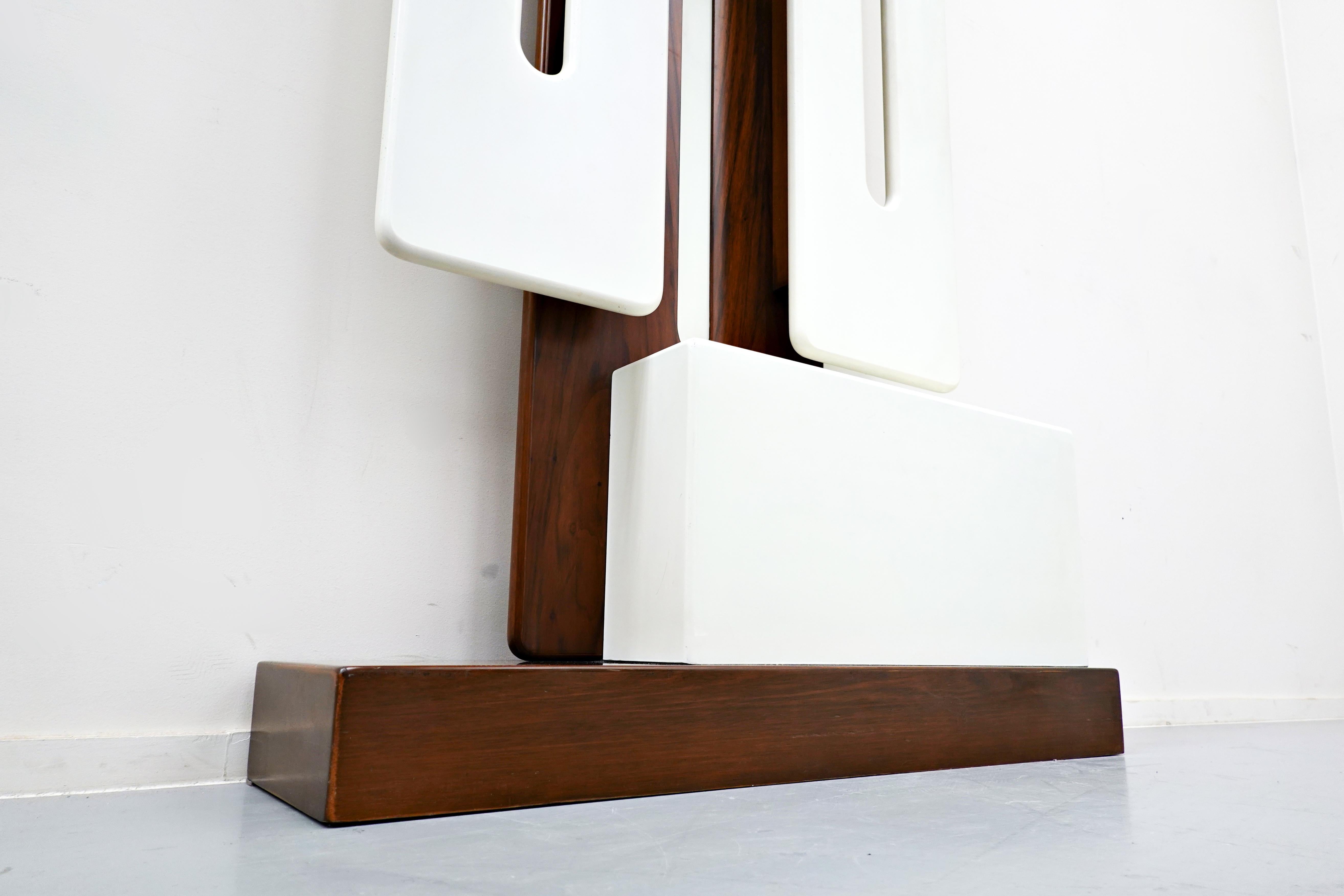 Mid-Century Modern Italian Wooden Coat Rack, 1960s For Sale 8