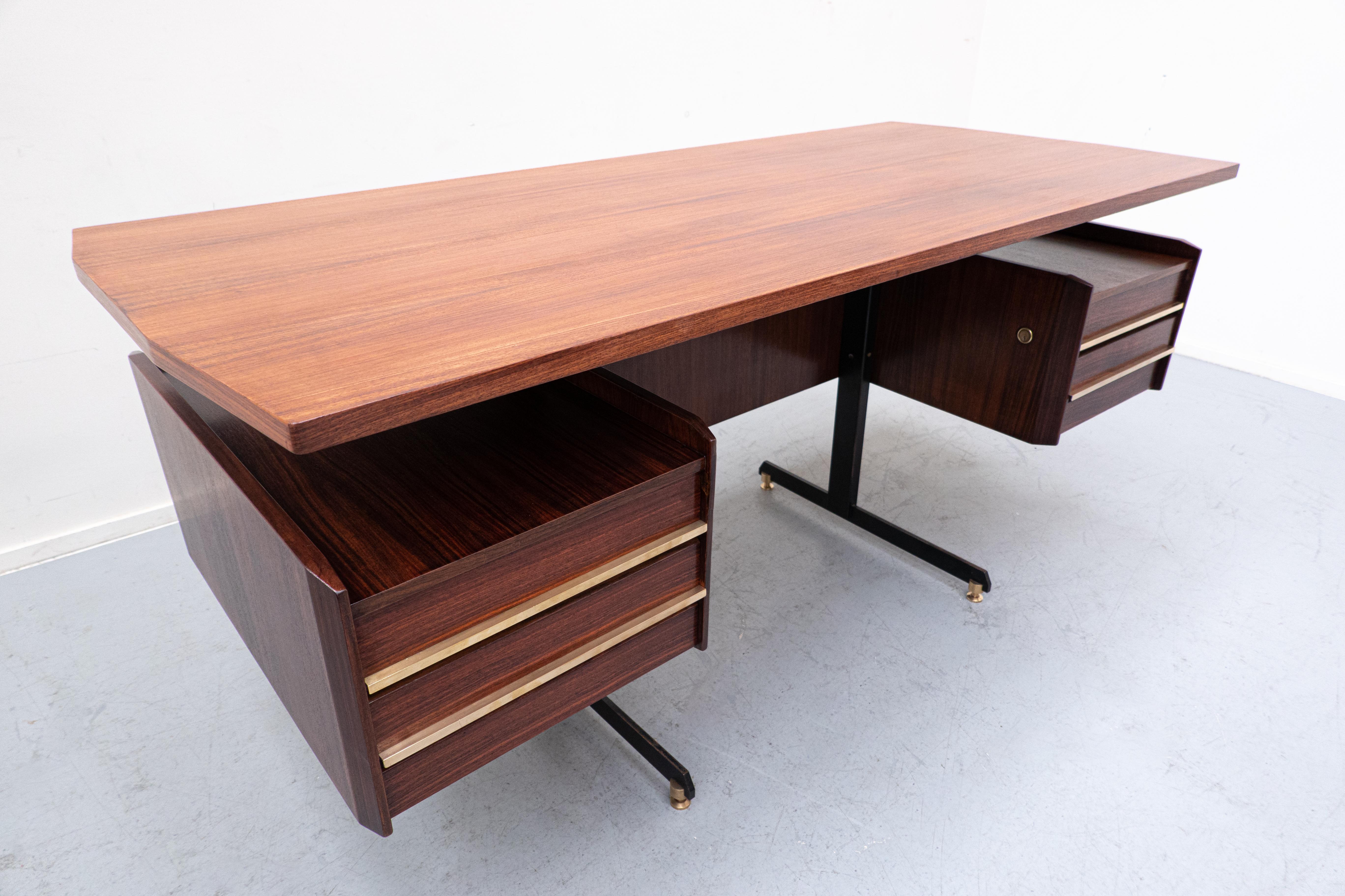 Mid-Century Modern Italian Wooden Desk, 1960s 15