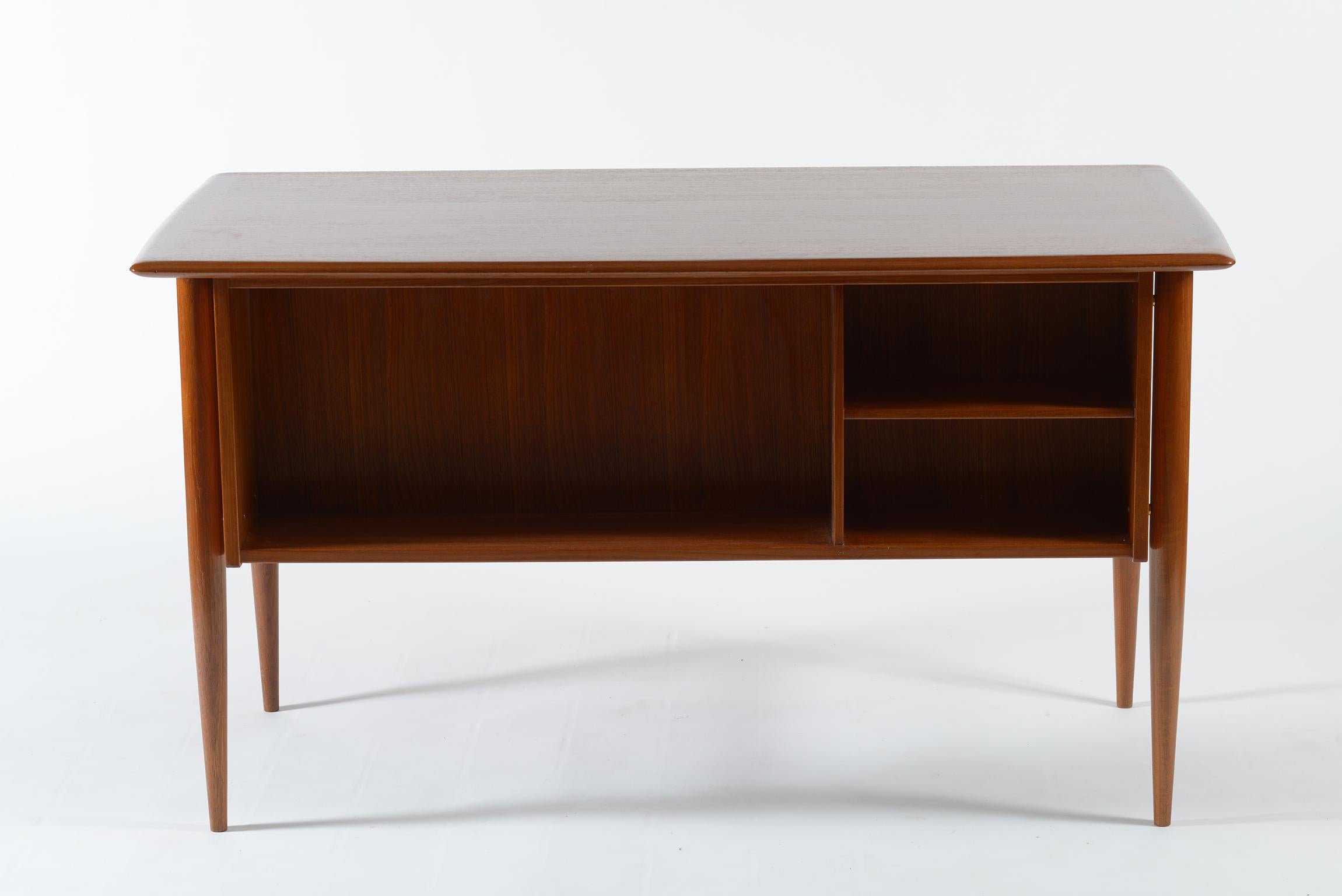 Mid-Century Modern Italian Writing Desk with Drawers and Bookcase, 1950s 6