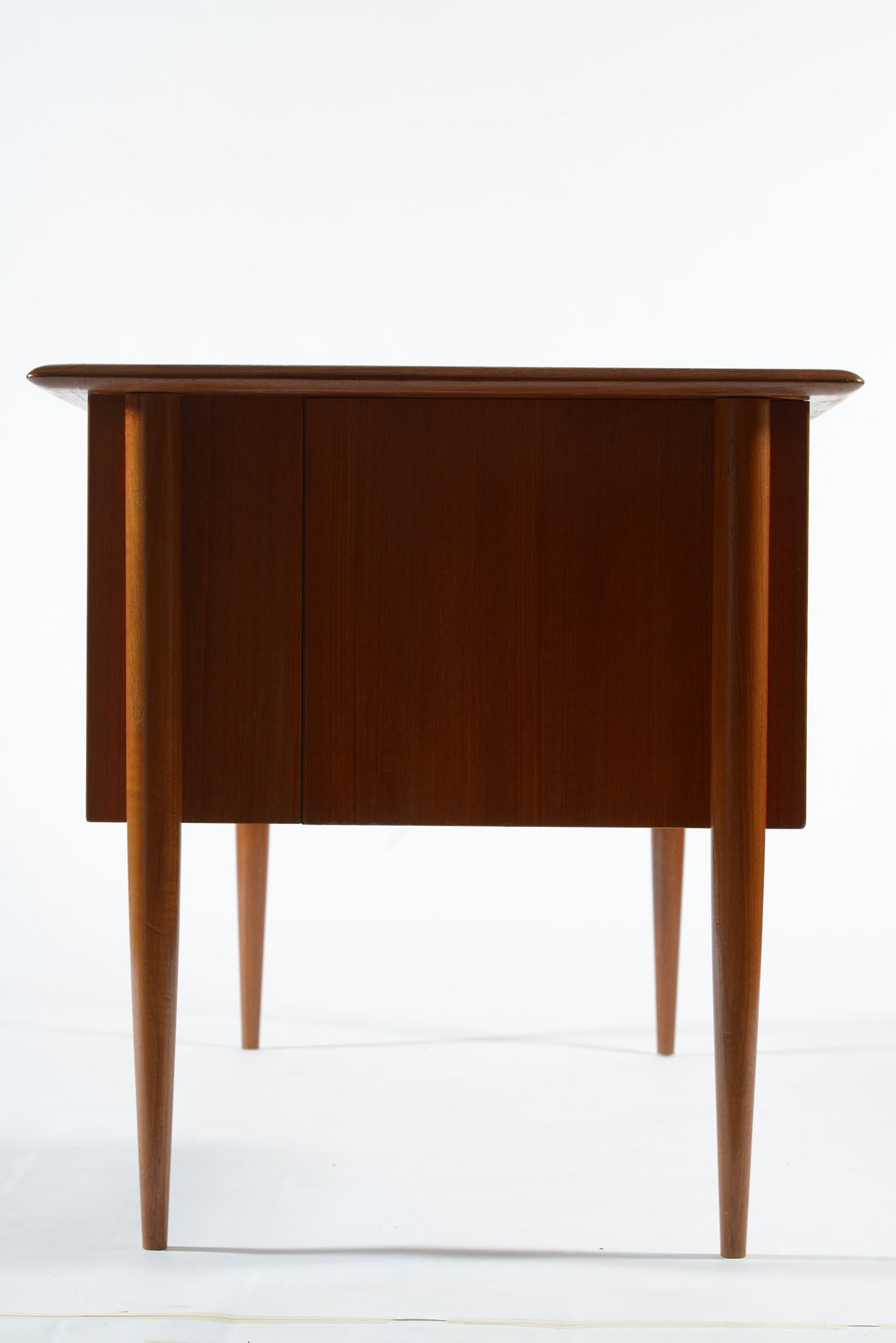 Mid-Century Modern Italian Writing Desk with Drawers and Bookcase, 1950s 7