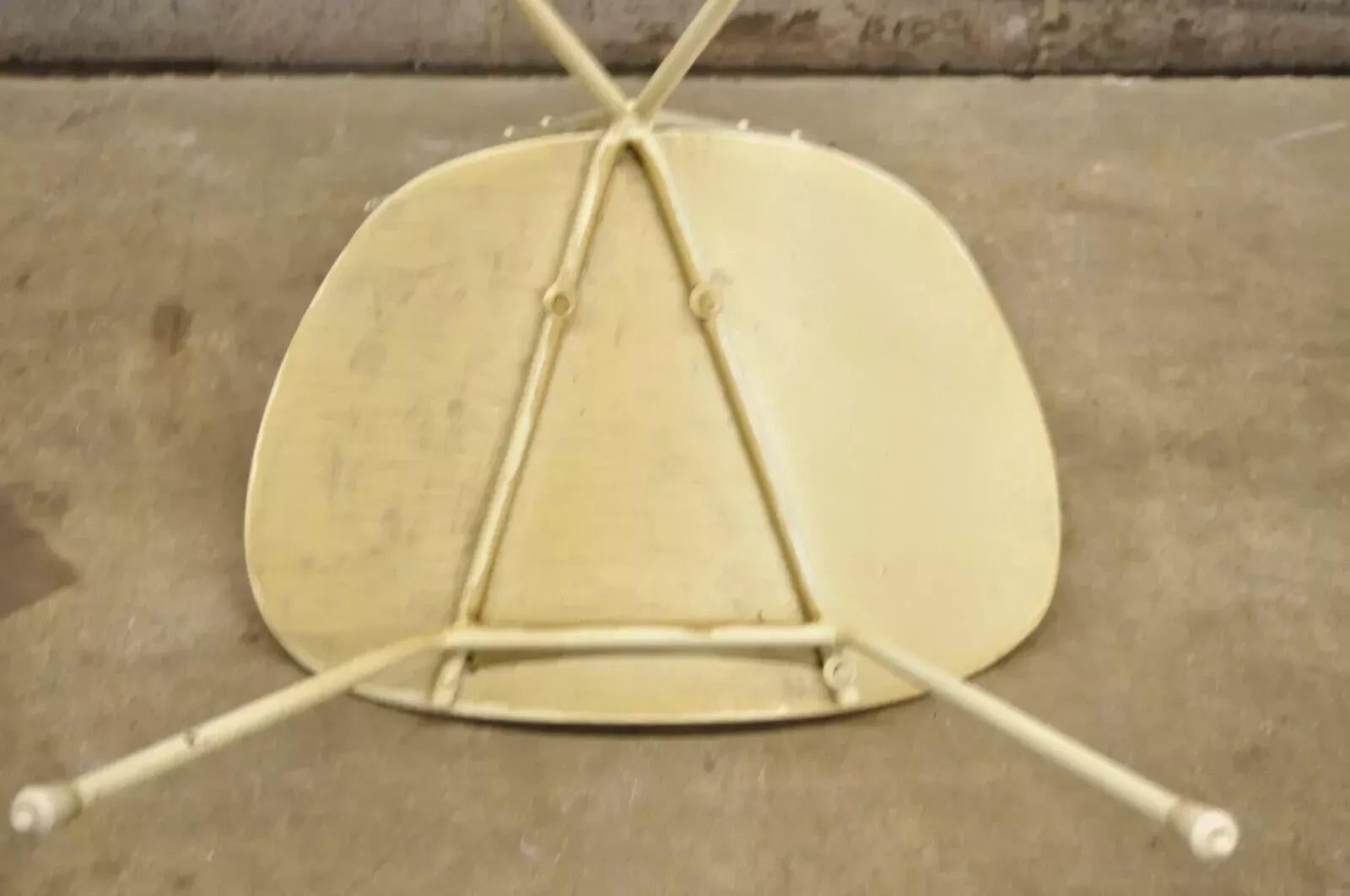 Mid Century Modern Italian Wrought Iron Hairpin Leg Bentwood Accent Side Chair im Angebot 1