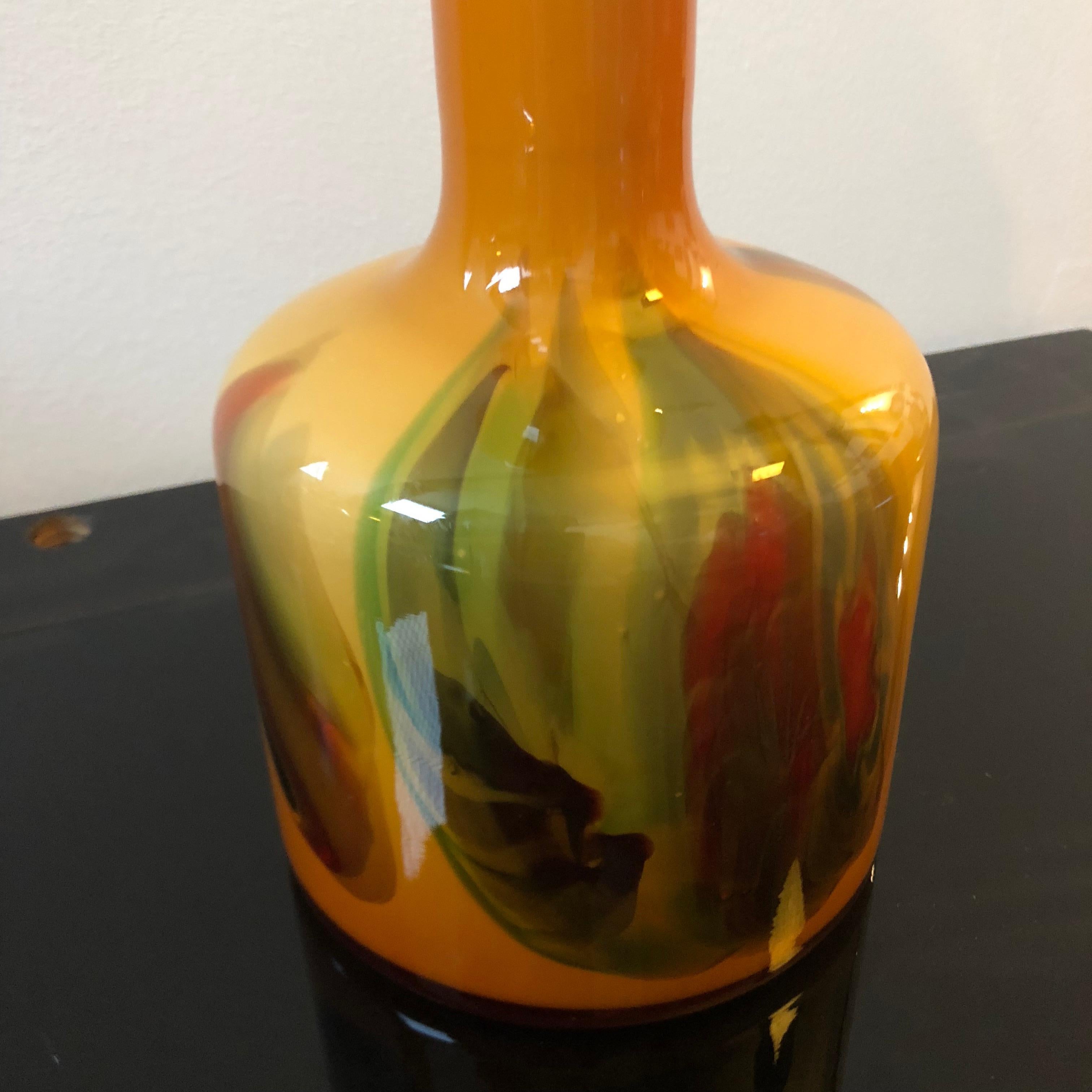 Mid-Century Modern Italian Yellow Opaline Vase, circa 1970 1
