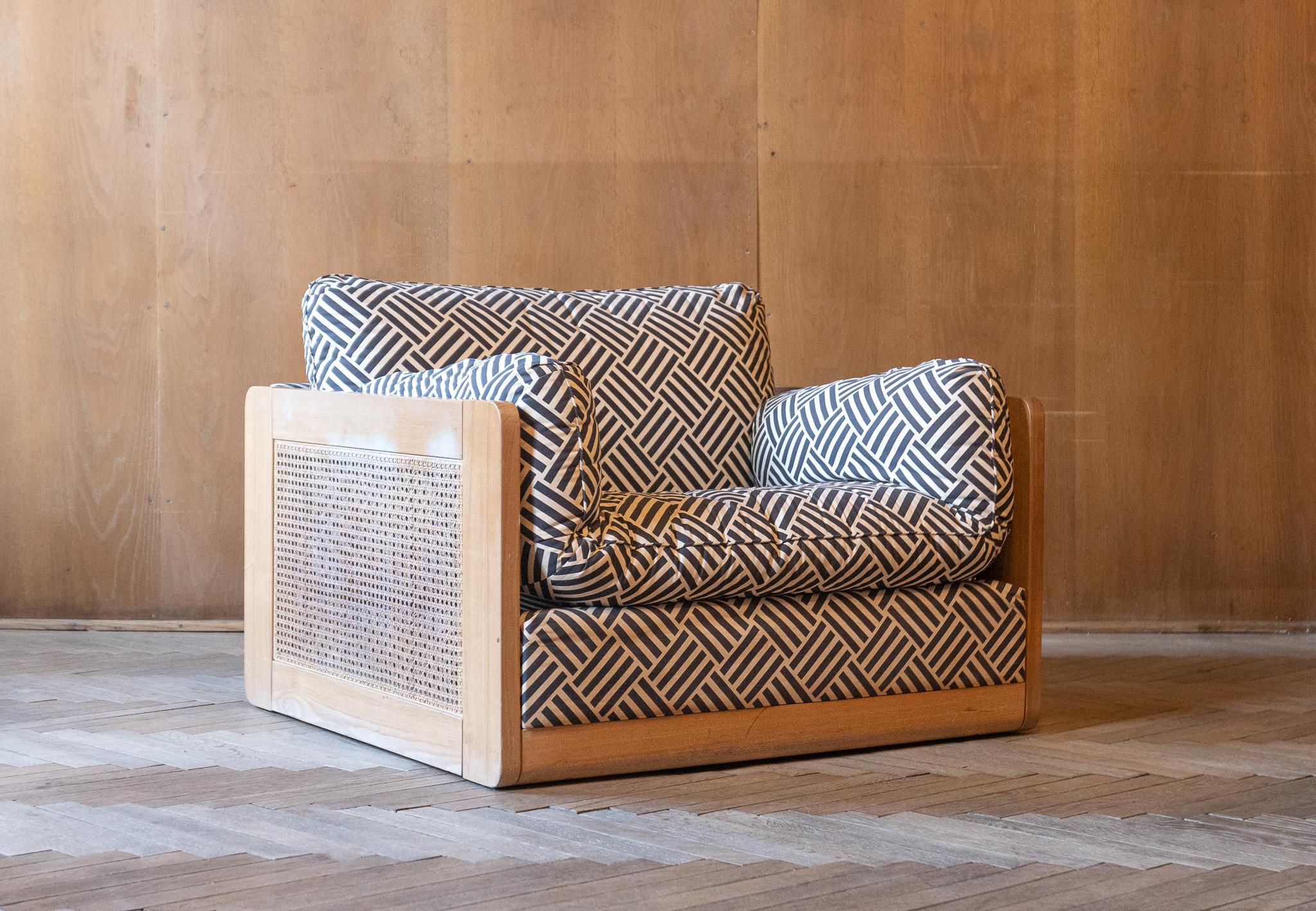 Modernes italienisches Holz-Rattan-Set aus der Mitte des Jahrhunderts, 2 Sofas und Stuhl, Italien 1970er Jahre im Angebot 4