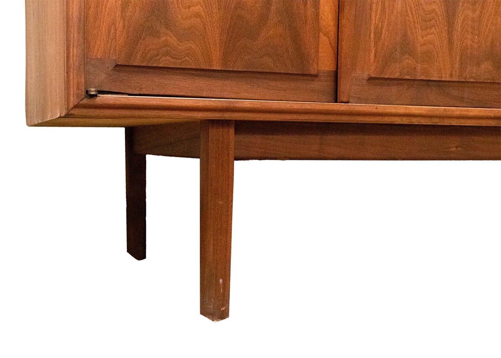 Mid-Century Modern Jack Cartwright for Founders Walnut 2 Piece Bookcase 3