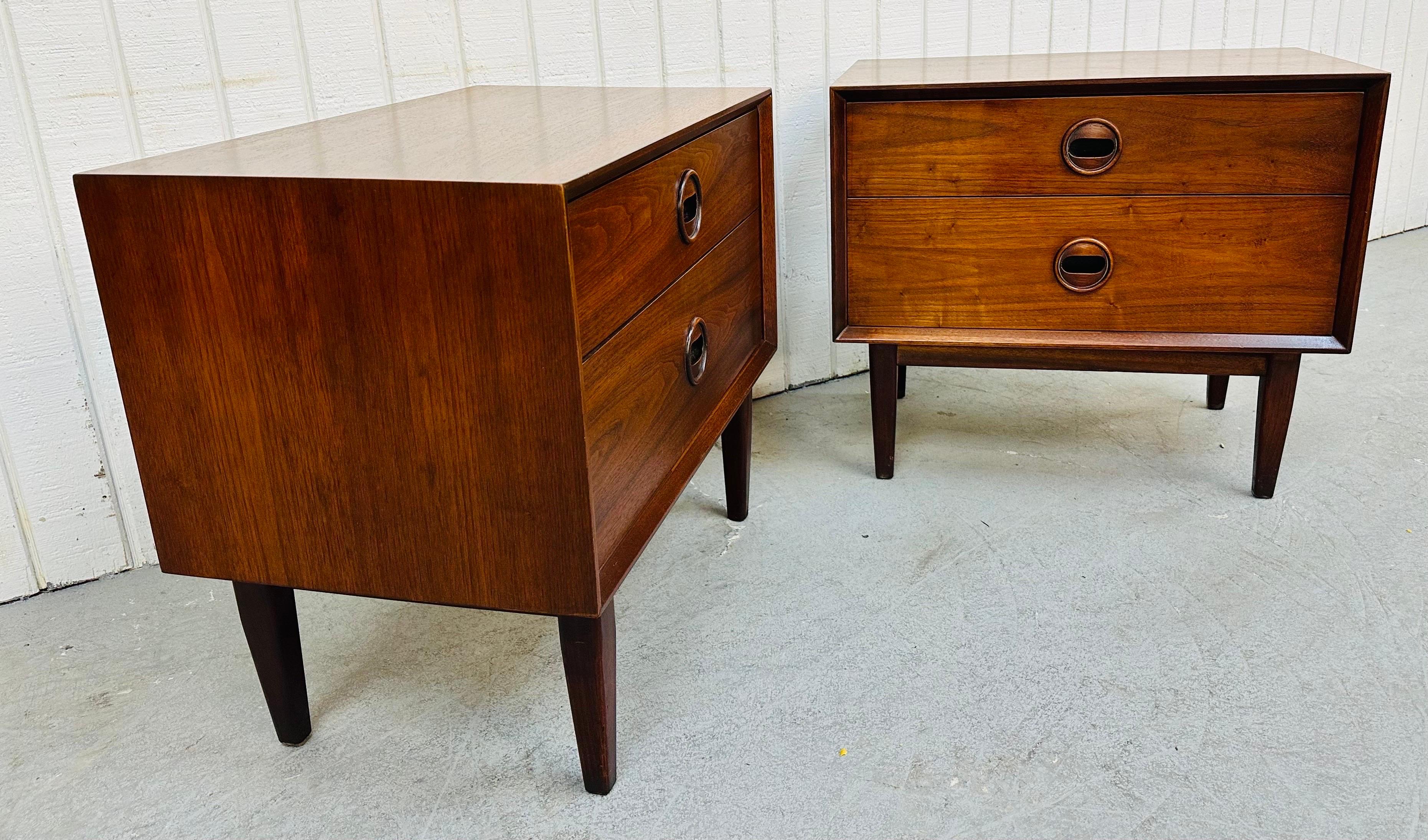 American Mid-Century Modern Jack Cartwright Walnut Nightstands, Set of 2