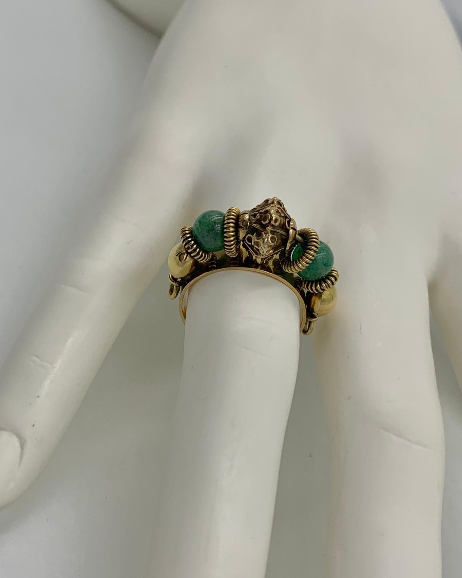 Mid-Century Modern Jade 18 Karat Gold Ring Moghul Style Bead 3