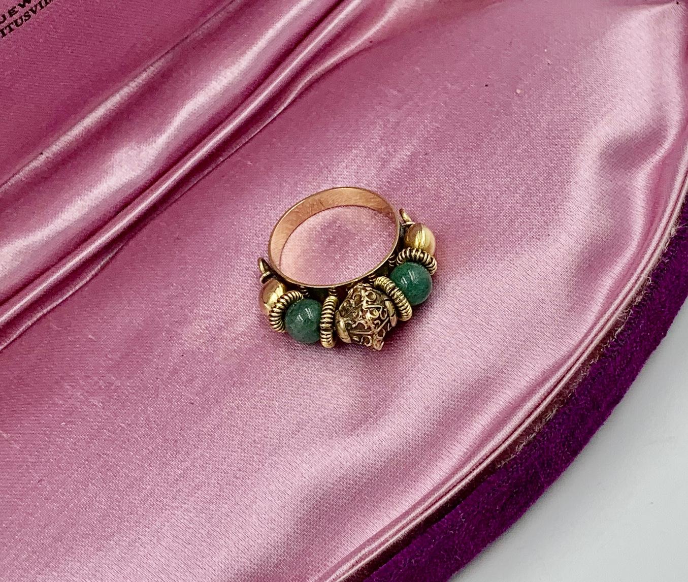 Mid-Century Modern Jade 18 Karat Gold Ring Moghul Style Bead 5