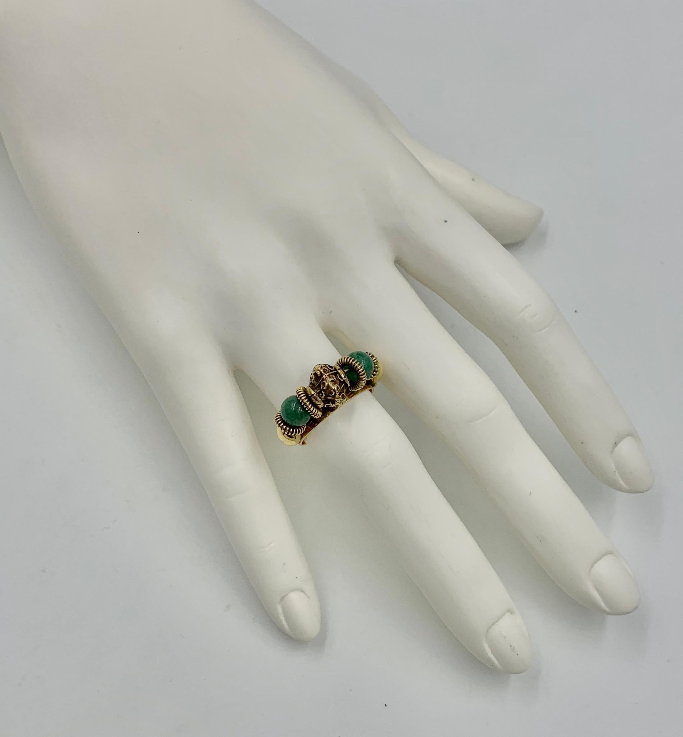 Mid-Century Modern Jade 18 Karat Gold Ring Moghul Style Bead 1