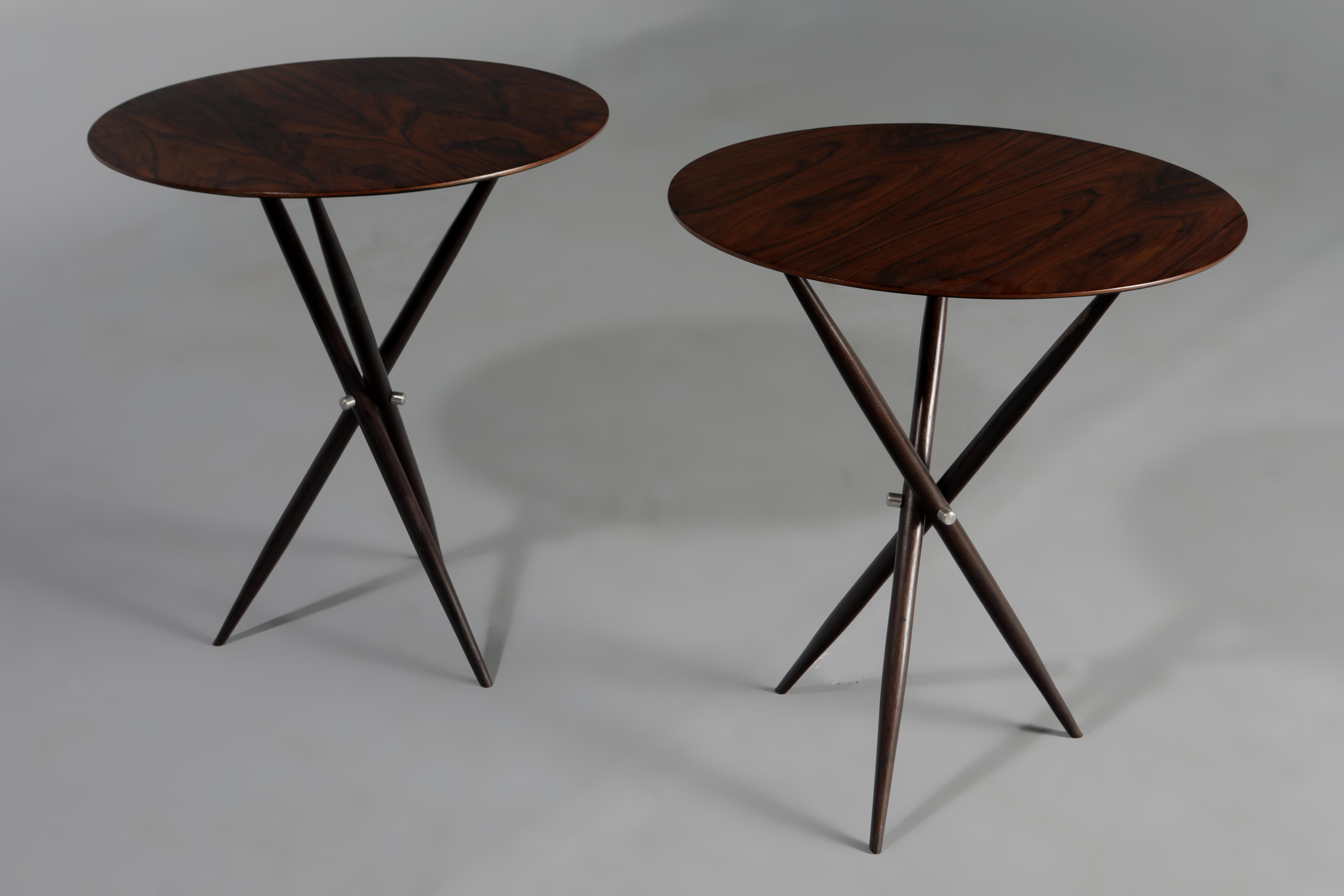 Mid-Century Modern Janete side table by Sergio Rodrigues, Brazil, 1950s.

The Janete side tables, designed by Sergio Rodrigues, have a simple yet elegant design and capture the essence of Brazilian modernist style. Made of solid wood, the tables
