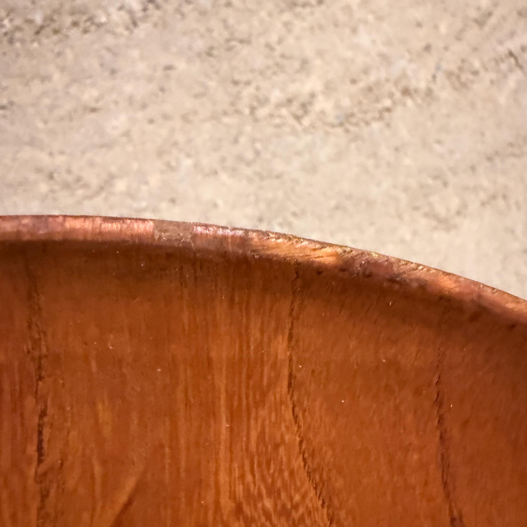 Vassoio per piatti in compensato curvato del Giappone, metà del secolo scorso, teak In condizioni deteriorate in vendita a Chula Vista, CA