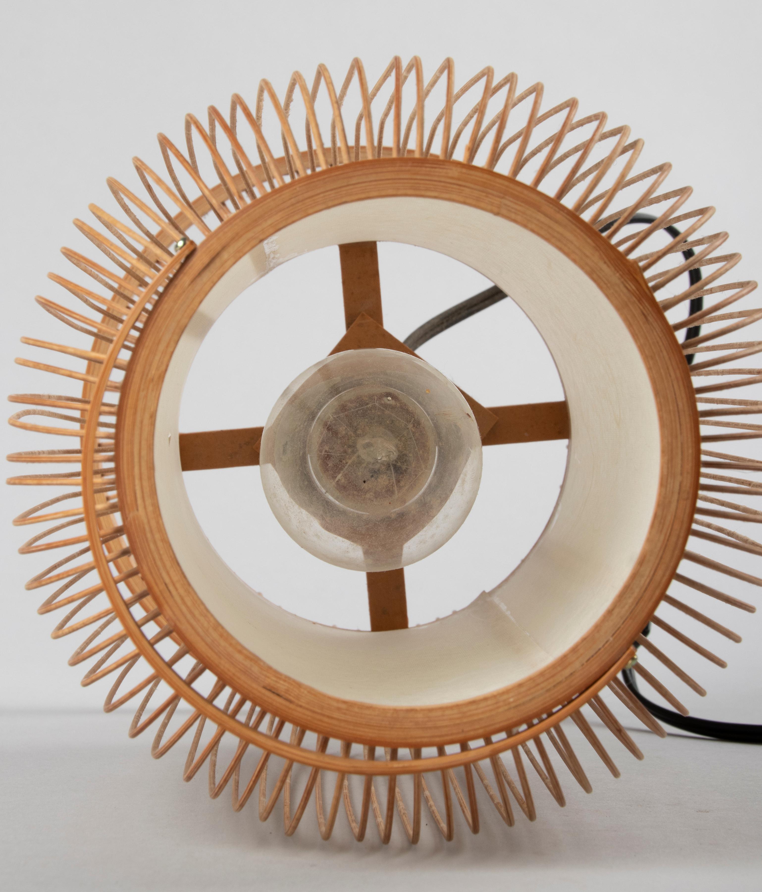 Mid-Century Modern Japanese Bamboo Spokes Lantern Lamp 7