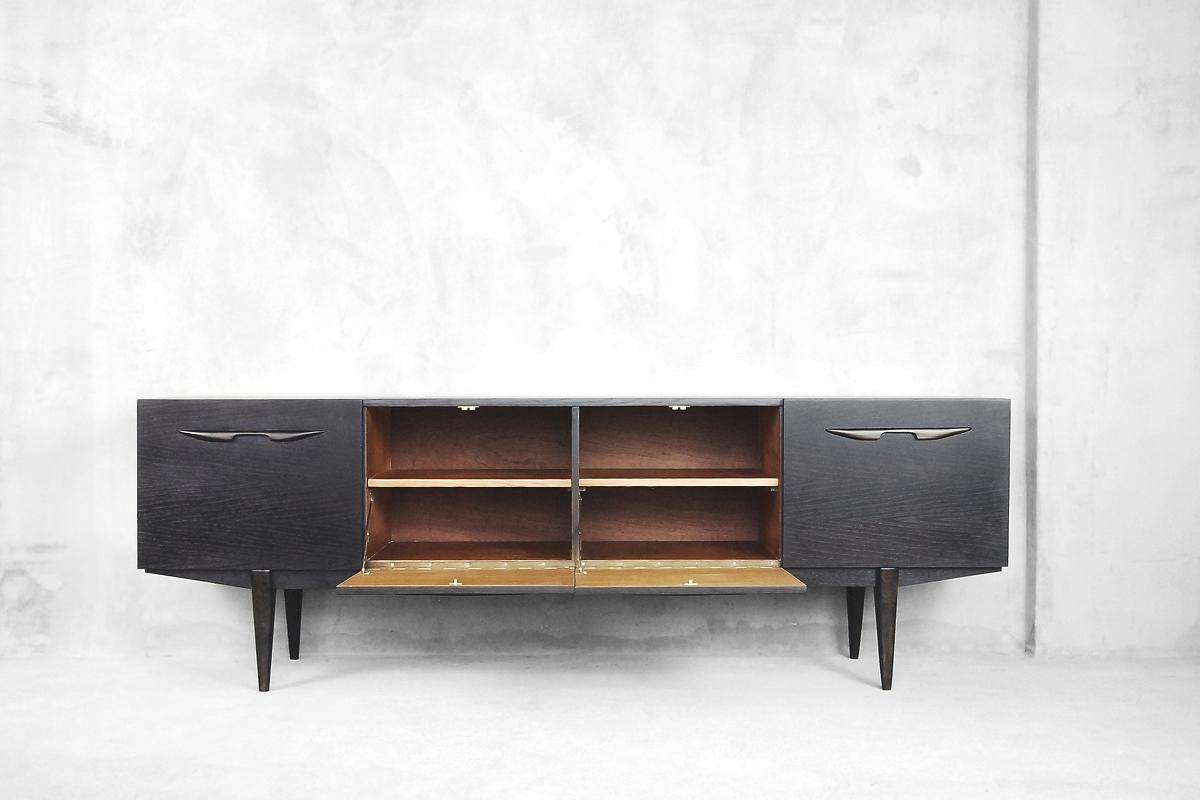 Mid-Century Modern Japanese Minimalist Burned Ash & Oak Sideboard, 1960s In Excellent Condition In Warsaw, PL