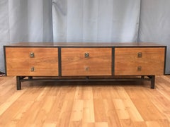 Buffet bas à six tiroirs en orme du Japon:: moderne du milieu du siècle dernier
