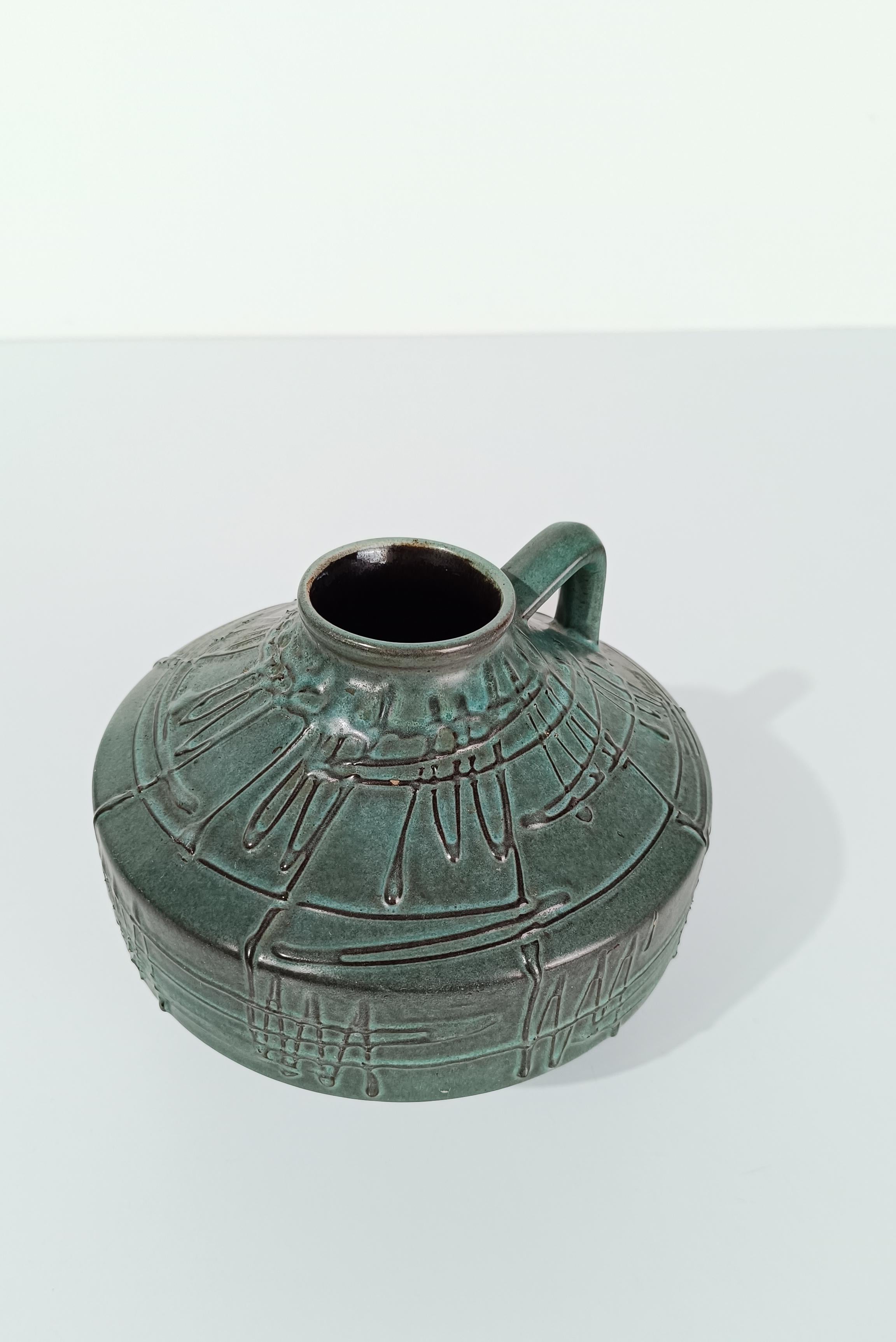 Mid Century Modern Jar / Vase im primitiven Stil aus Westdeutschland, 70er Jahre im Angebot 1