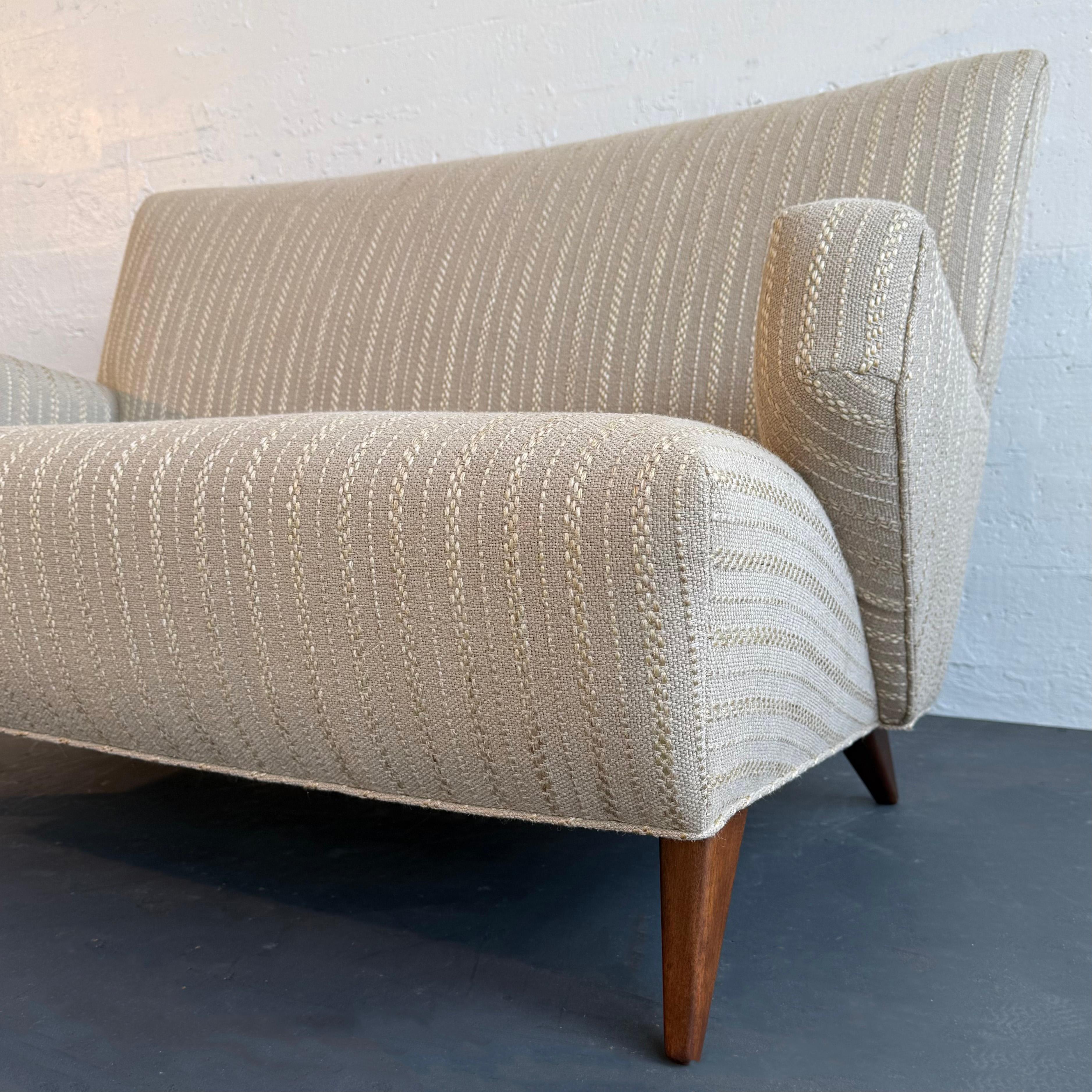 Mid-Century Modern Jens Risom Model 37 Loveseat Sofa For Knoll For Sale 3