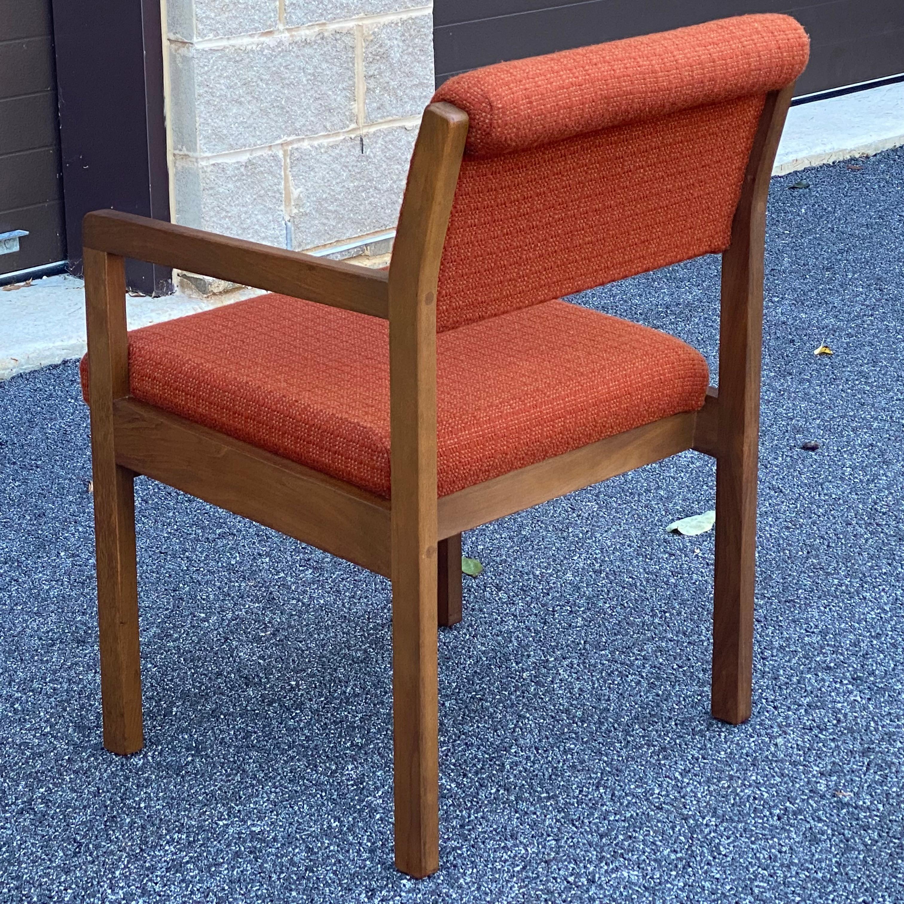 Mid-Century Modern Jens Risom Risom/Marble Corporation Walnut Armchair For Sale 4