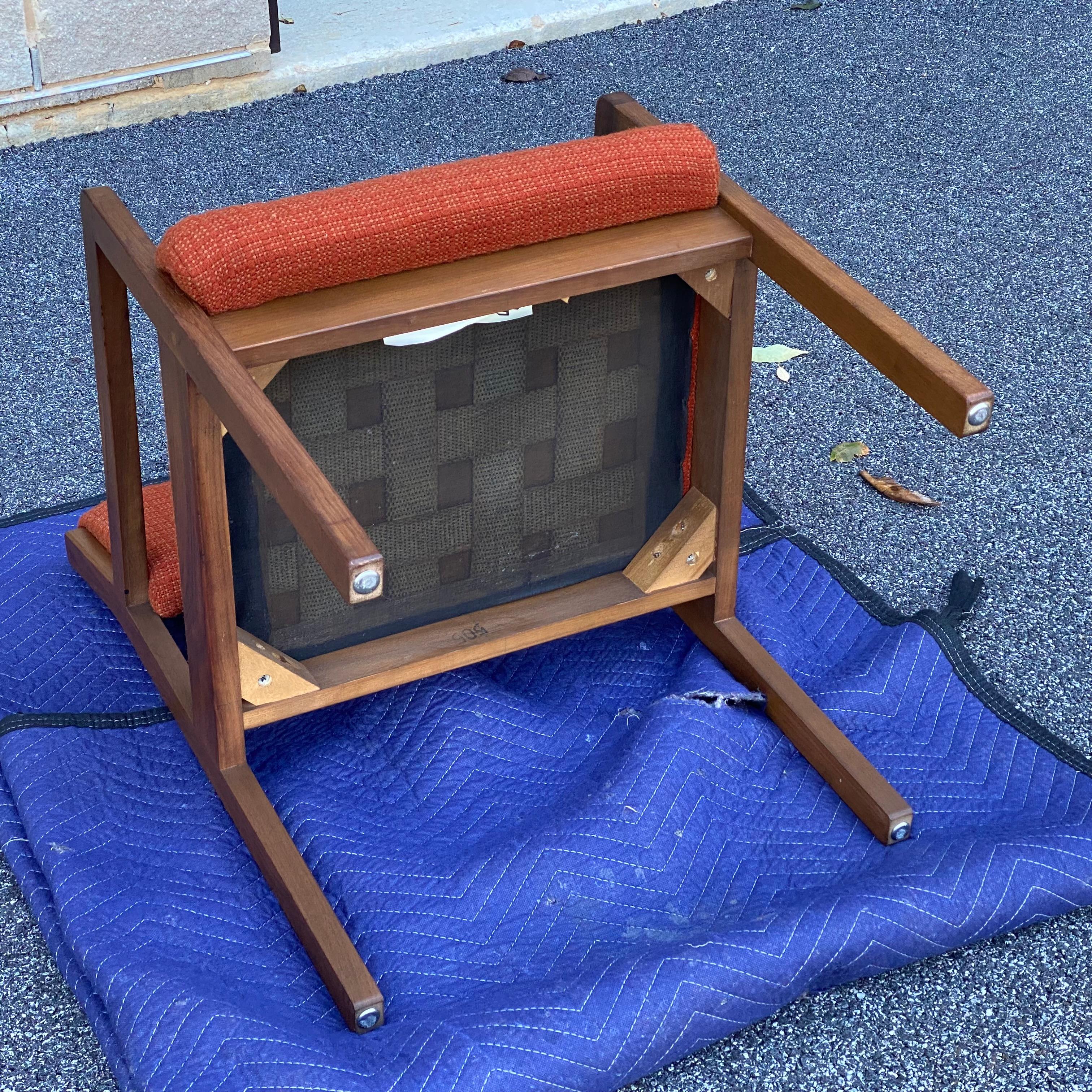 Mid-Century Modern Jens Risom Risom/Marble Corporation Walnut Armchair For Sale 6