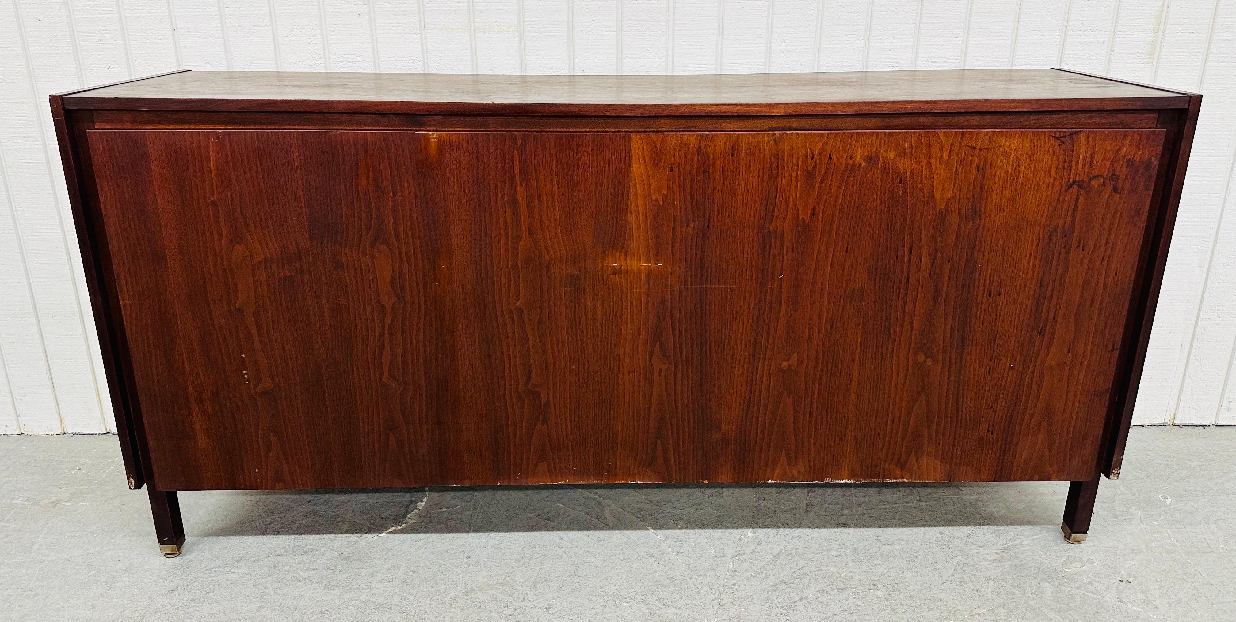 Credenza in legno di palissandro in stile Jens Risom, metà secolo moderno in vendita 1