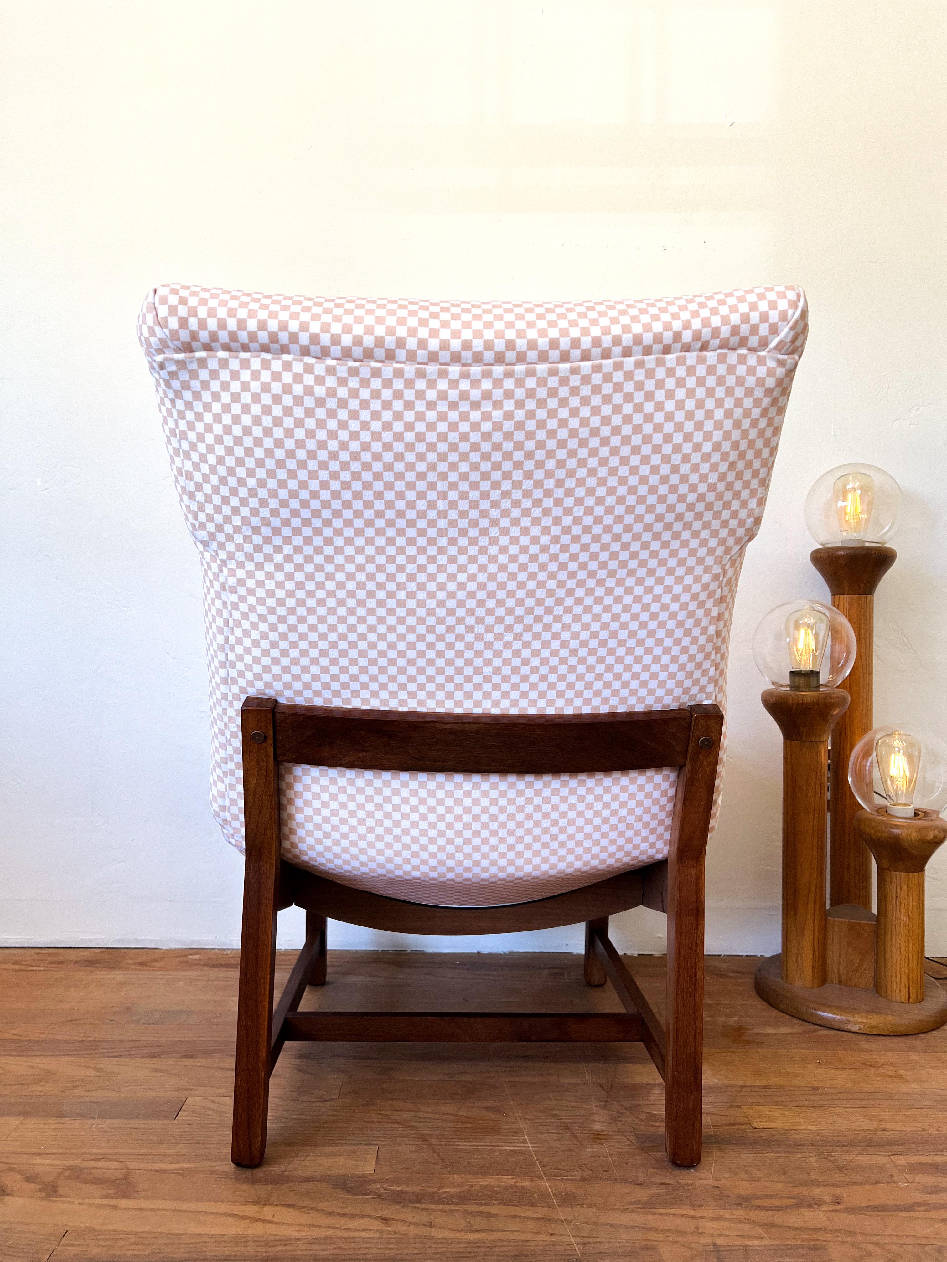 Mid-Century Modern Jens Risom Style Slipper Chair For Sale 3