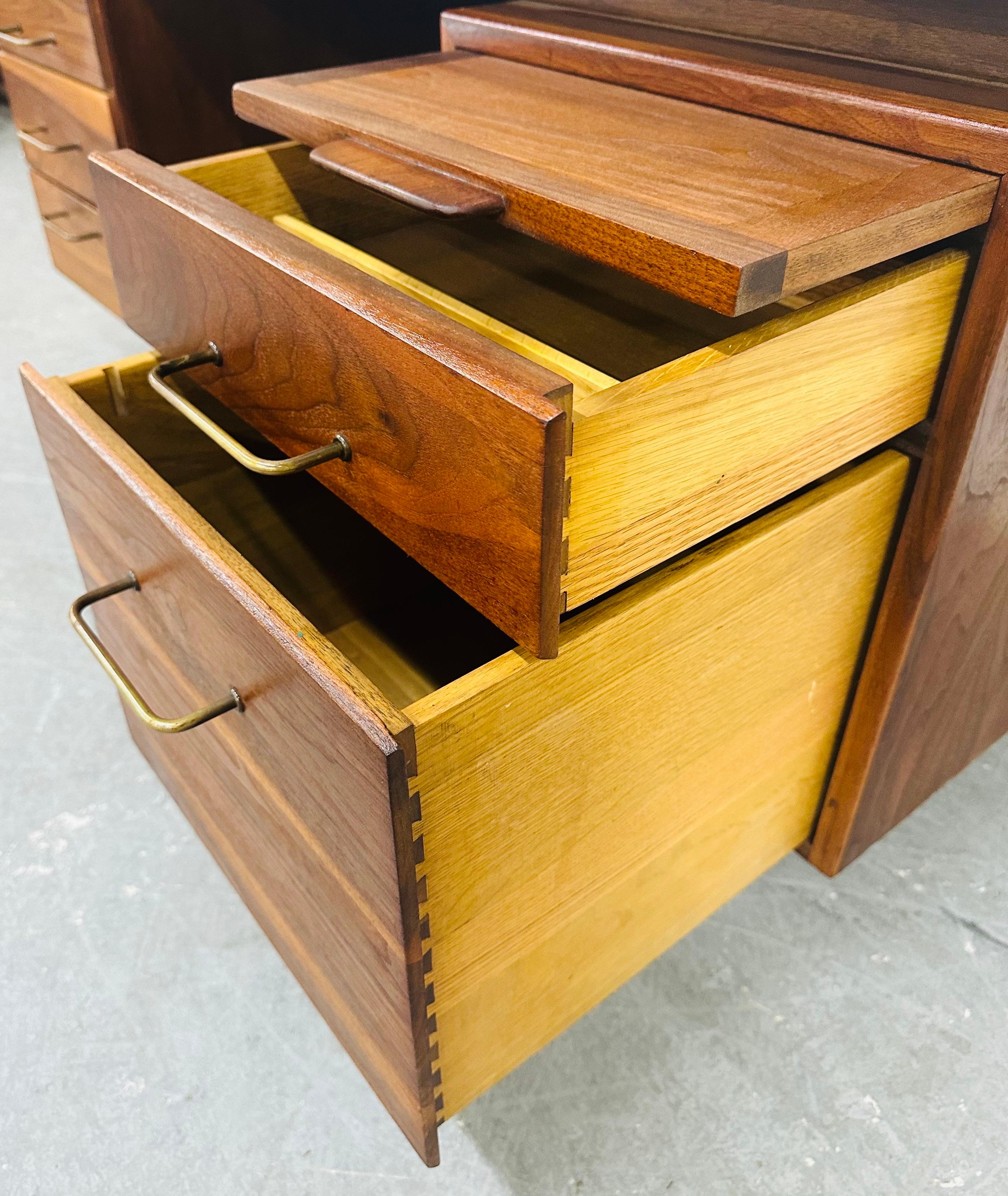 Mid-Century Modern Jens Risom Style Walnut Executive Desk 2