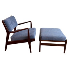 Mid-Century Modern Jens Risom U430 Walnut Lounge Chair With Ottoman