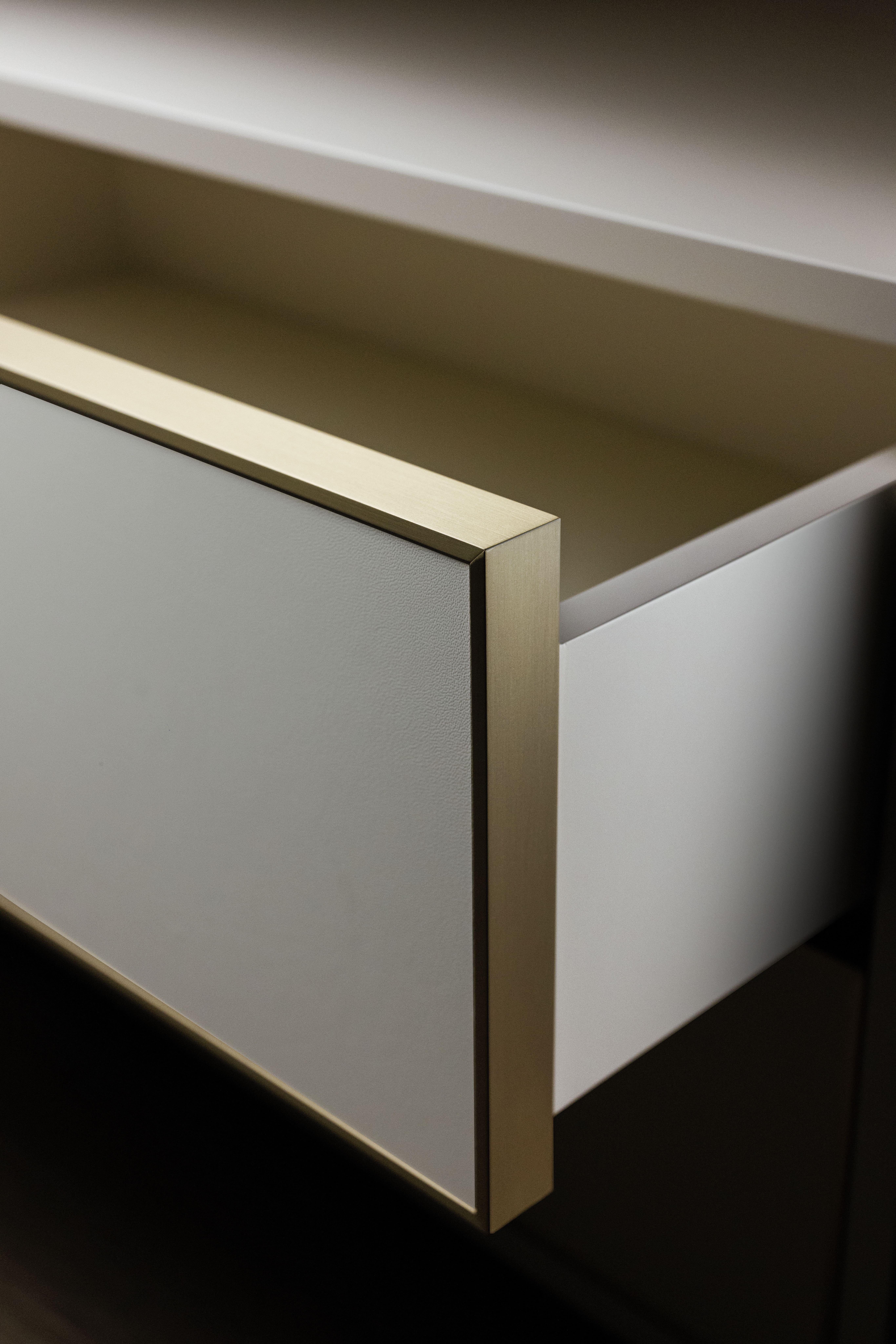 Modernité du milieu du siècle Jensen Ensemble 2 tables de nuit Tables de chevet, Onyx, Greenapple en vente 3