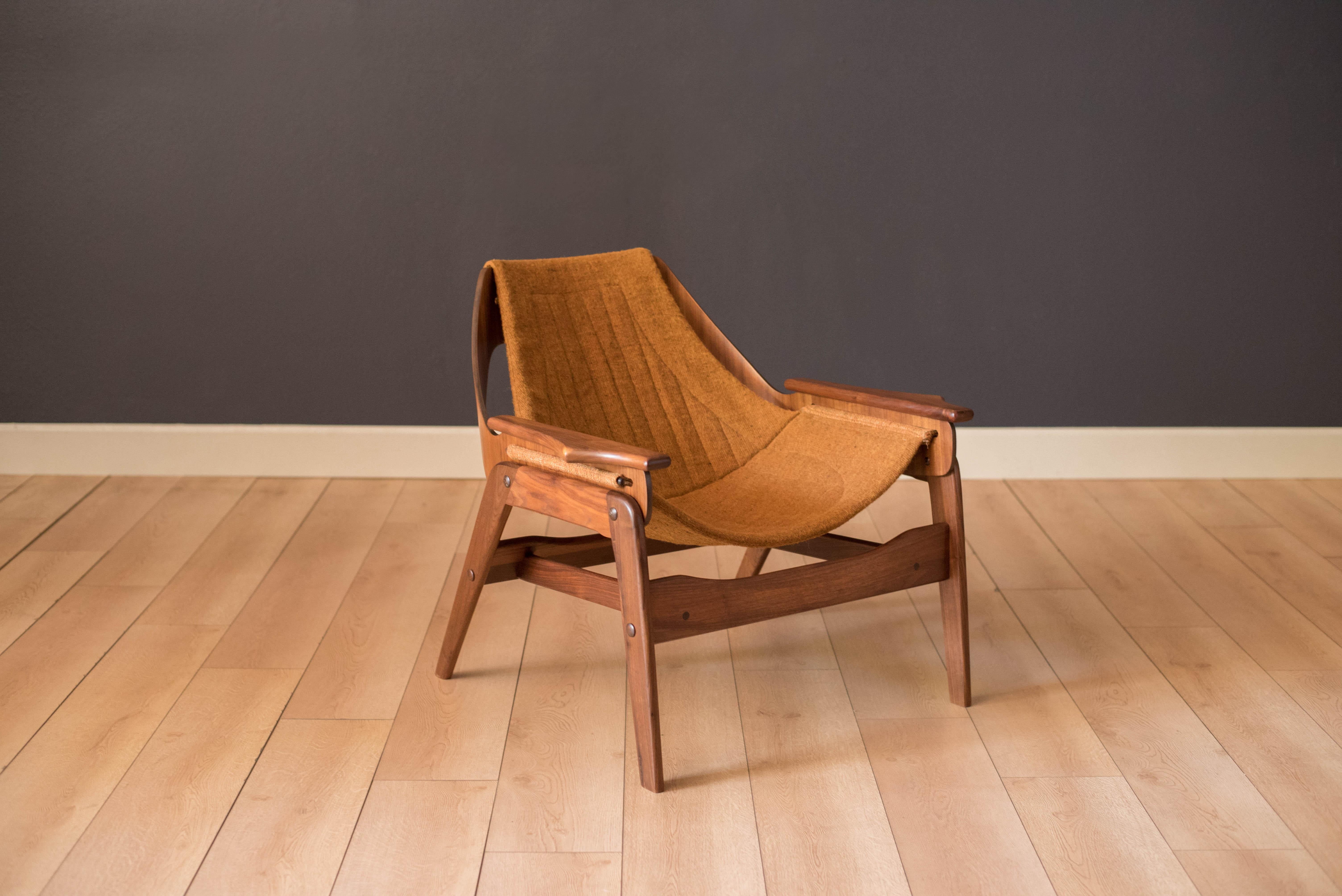 Mid-Century Modern Jerry Johnson Walnut Lounge Chair 7