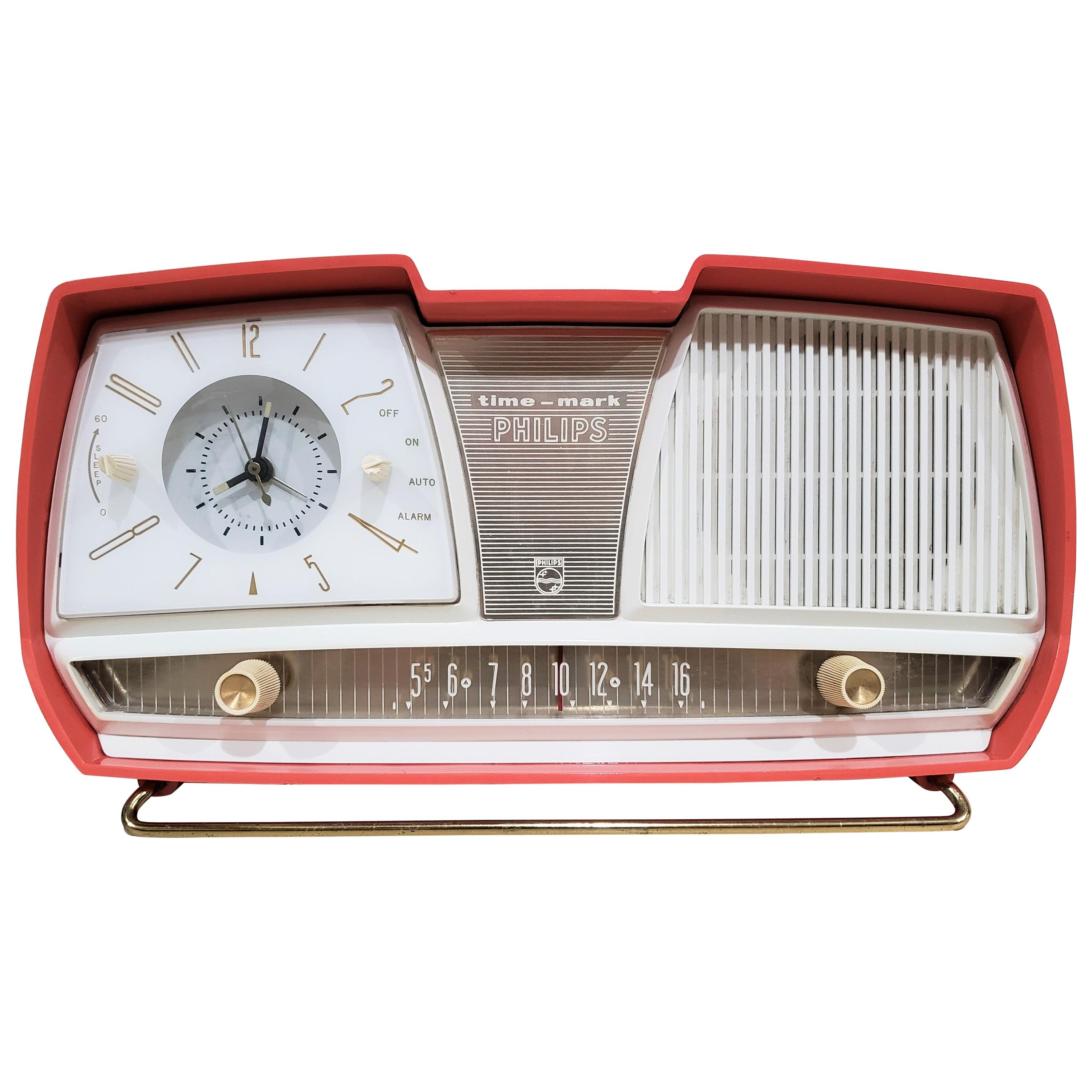 Mid-Century Modern Jetson's Style Philips Time-Mark Clock Radio