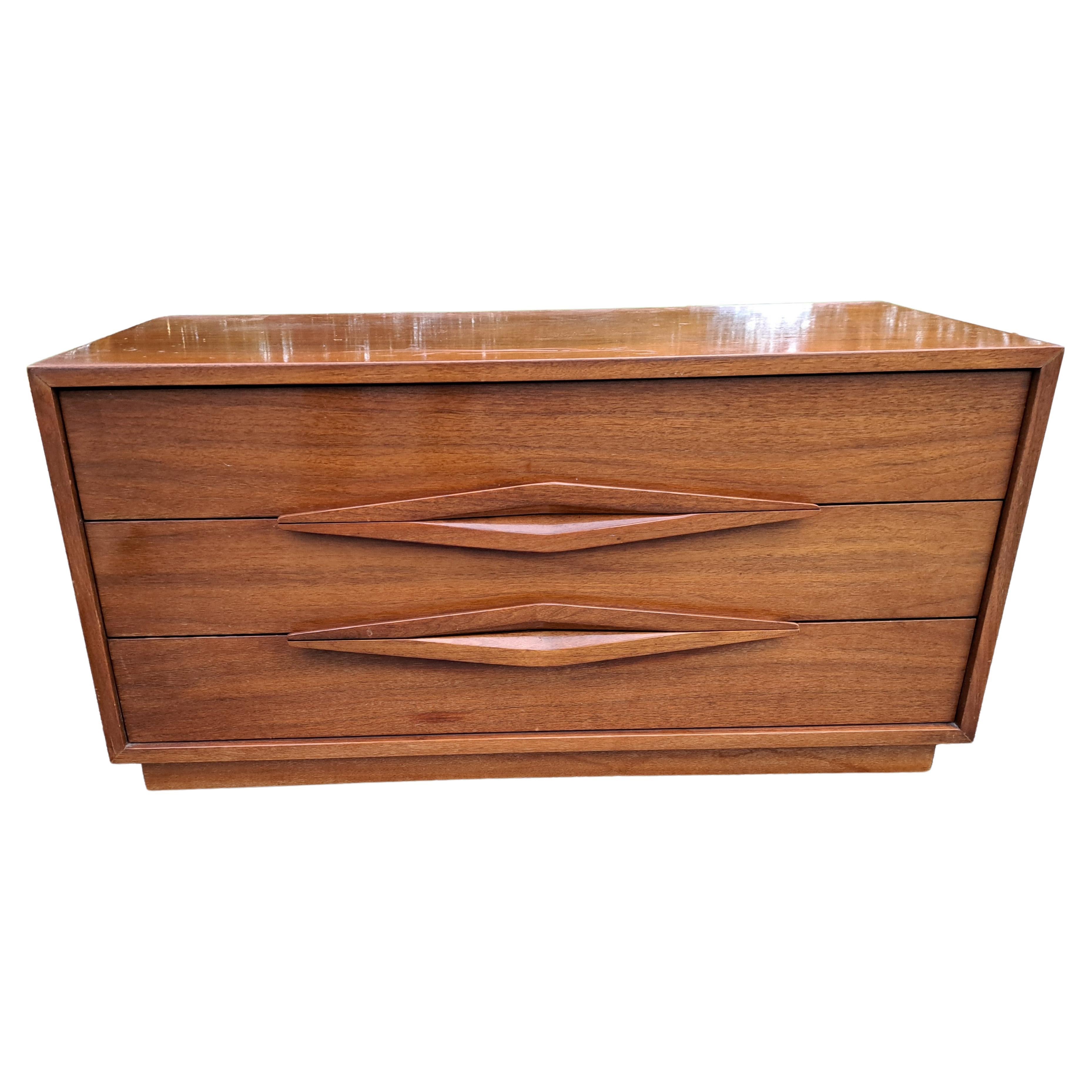 Mid-Century Modern John Cameron Three Drawer Lowboy Chest of Drawers For Sale