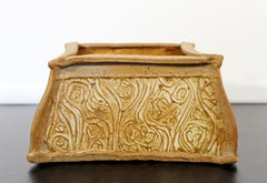 Mid-Century Modern John Glick Signed Handmade Pottery Ceramic Art Box, 1960s
