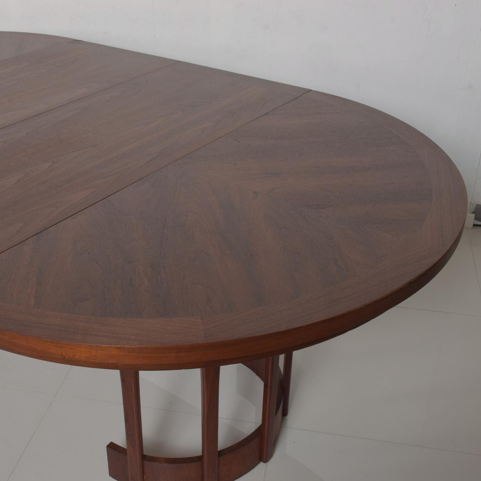 Mid-20th Century Mid-Century Modern John Keal for Brown Saltman Sculptural Walnut Dining Table