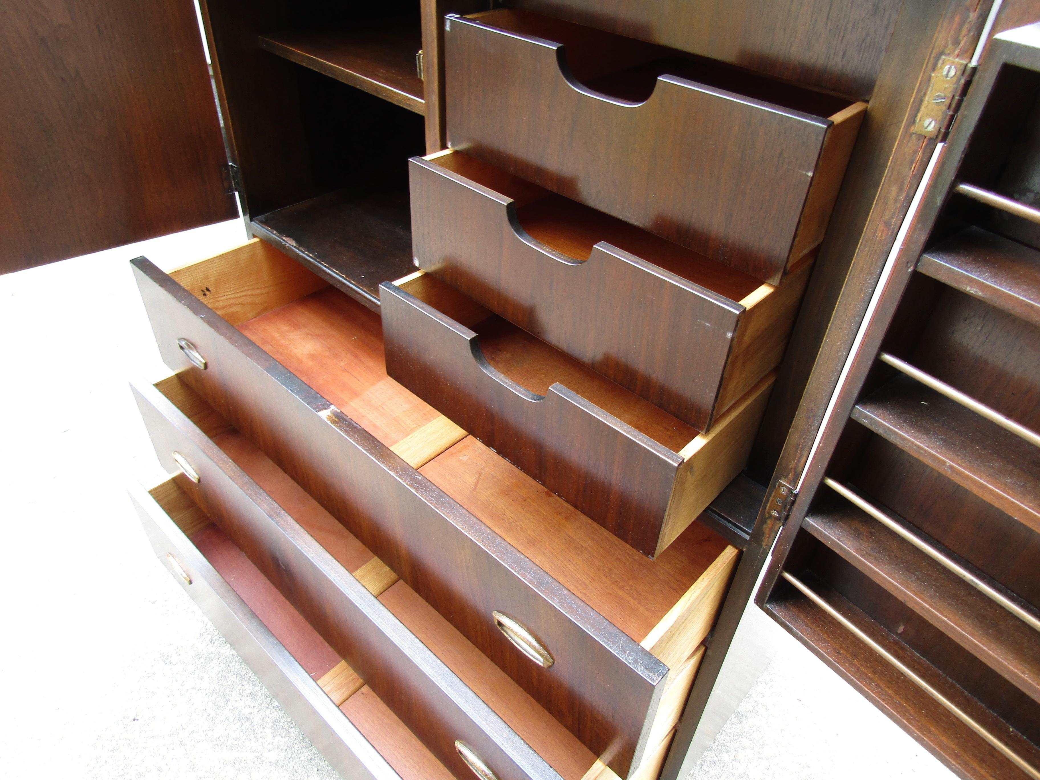 Mid-Century Modern John Stuart Cabinet 4