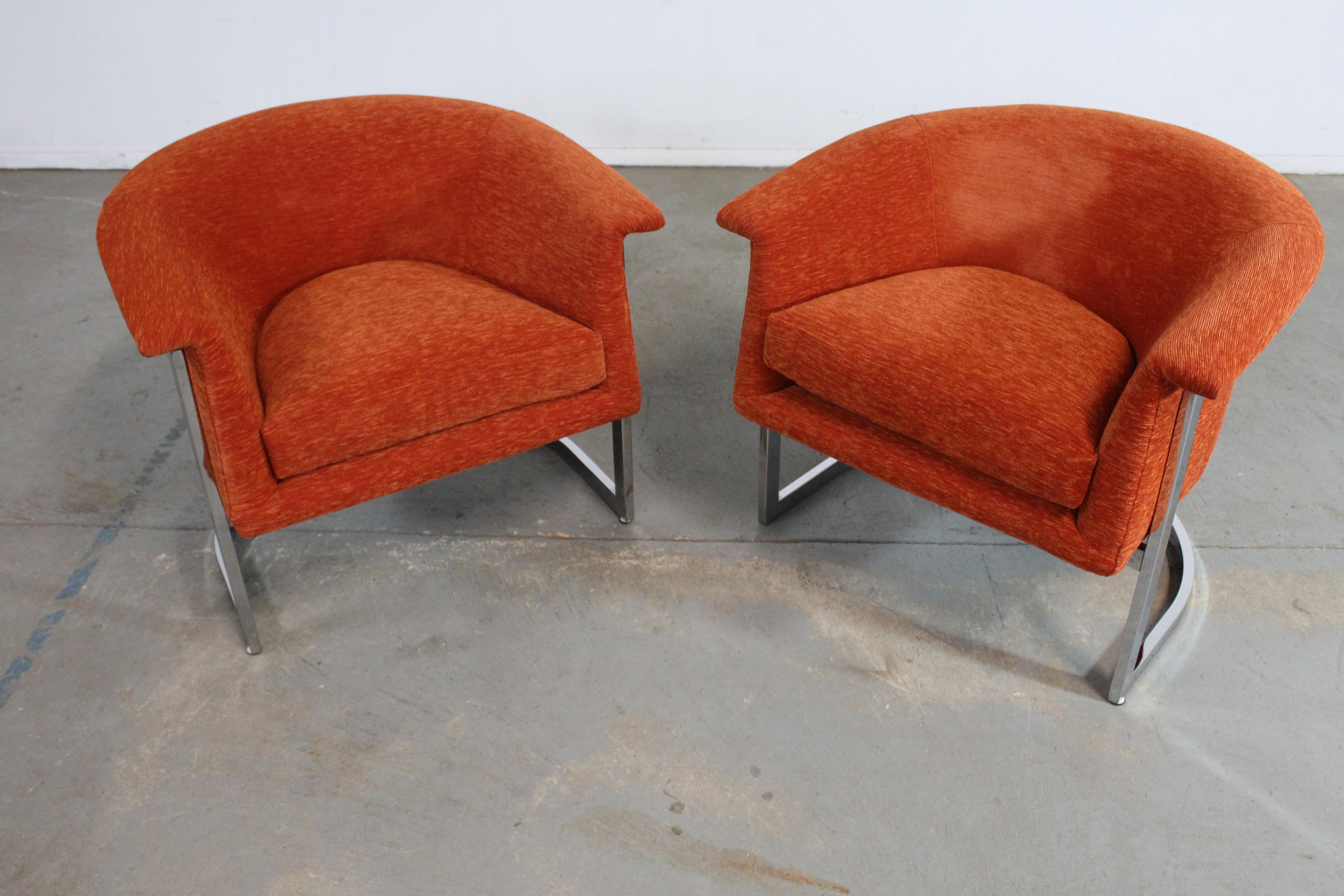 Paire de fauteuils club à dossier en forme de tonneau, de style Craft Associates, du milieu du siècle dernier, chromés en vente 9