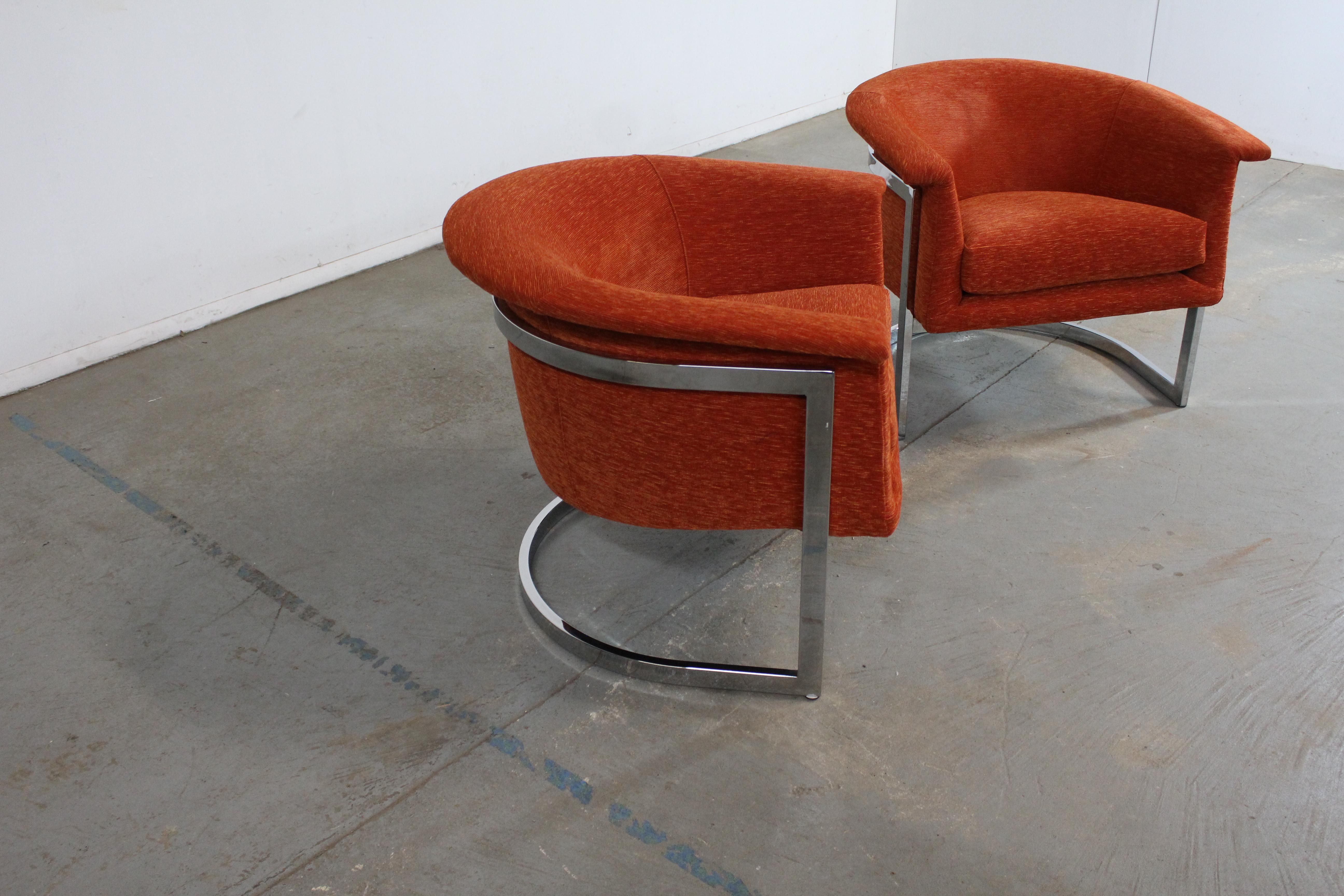 Pair of Mid-Century Modern Craft Associates Chrome Barrel Back Club Chairs In Good Condition For Sale In Wilmington, DE