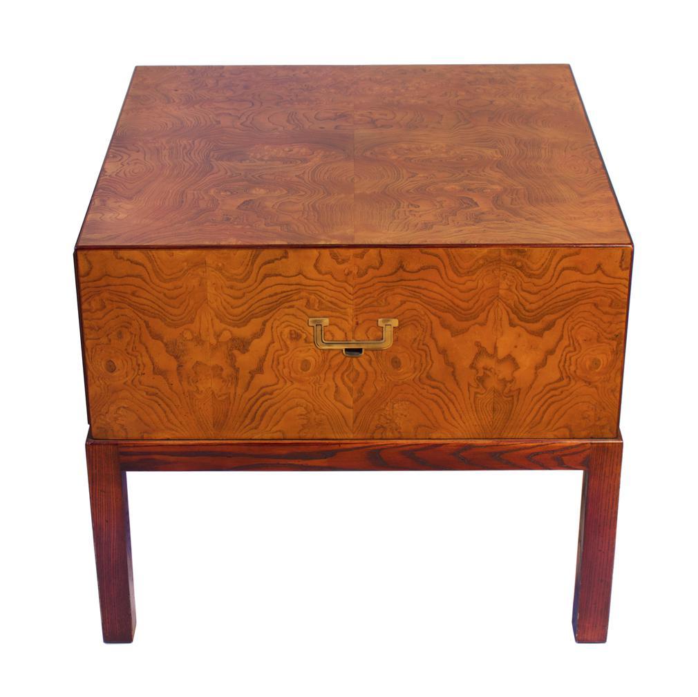 Wood Mid-century Modern John Widdicomb Side Table, Grand Rapids, MI For Sale