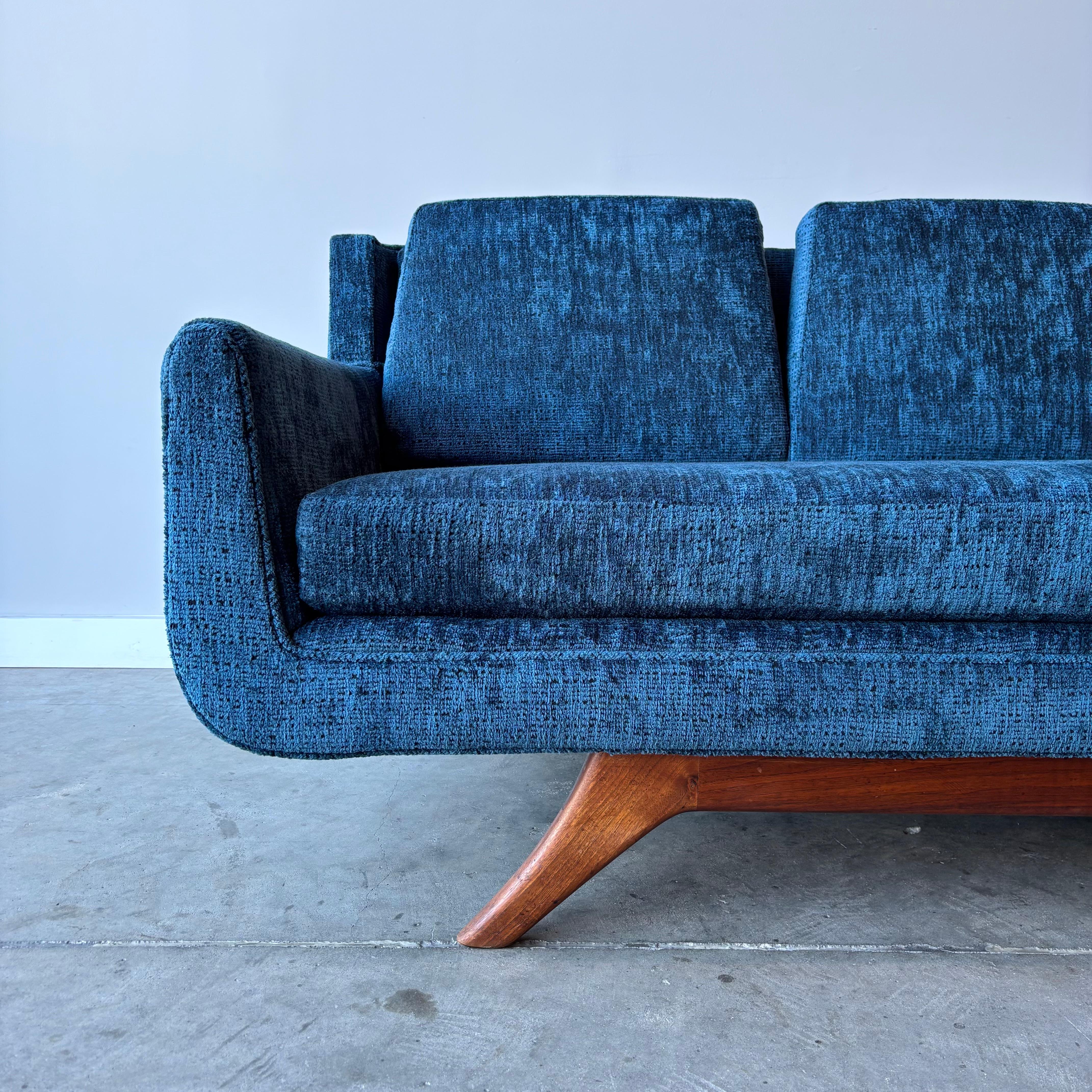 Mid Century Modern Josef Otmar Gondola Sofa In Good Condition In Raleigh, NC