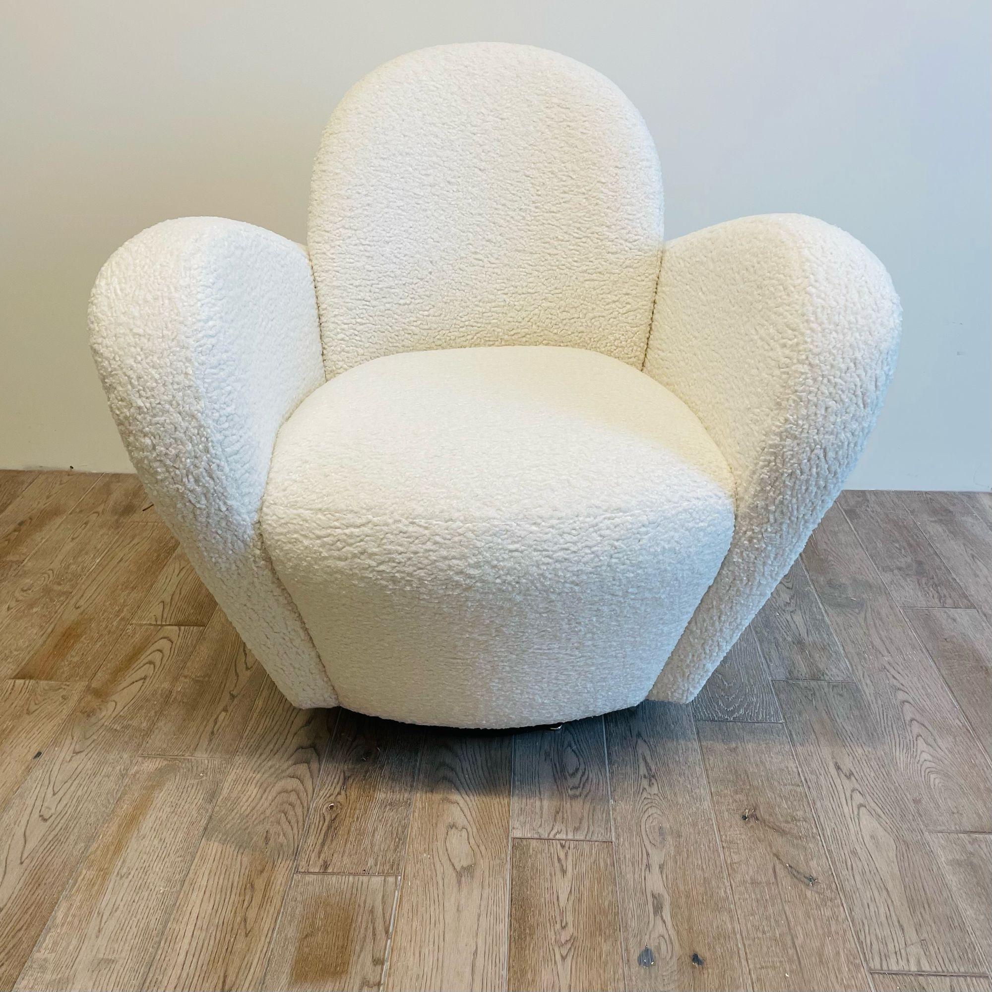 Mid-Century Modern Swivel / Lounge Chair, Michael Wolk, Bouclé In Good Condition In Stamford, CT