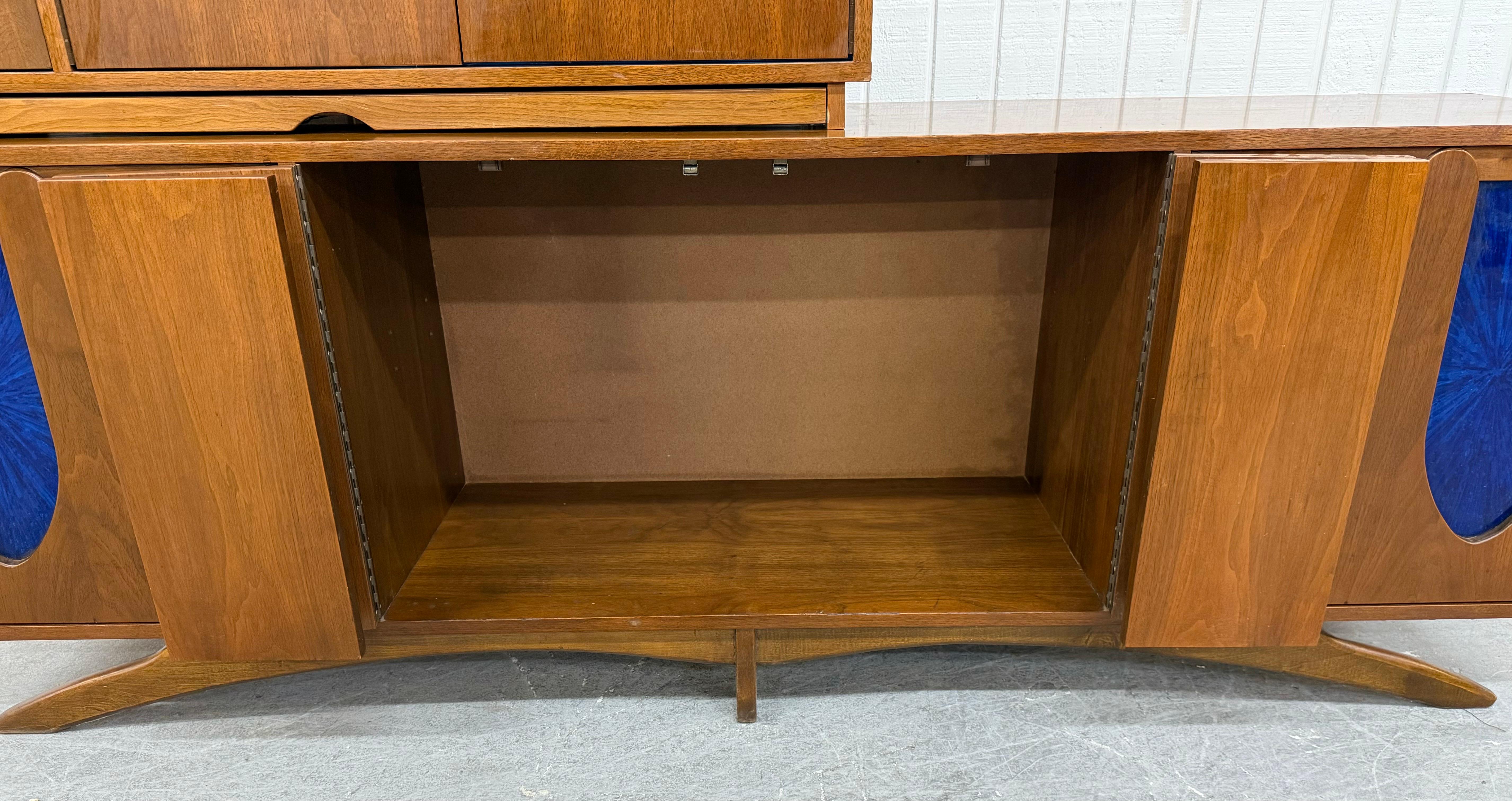 Buffet moderne du milieu du siècle dernier avec meuble bar 5