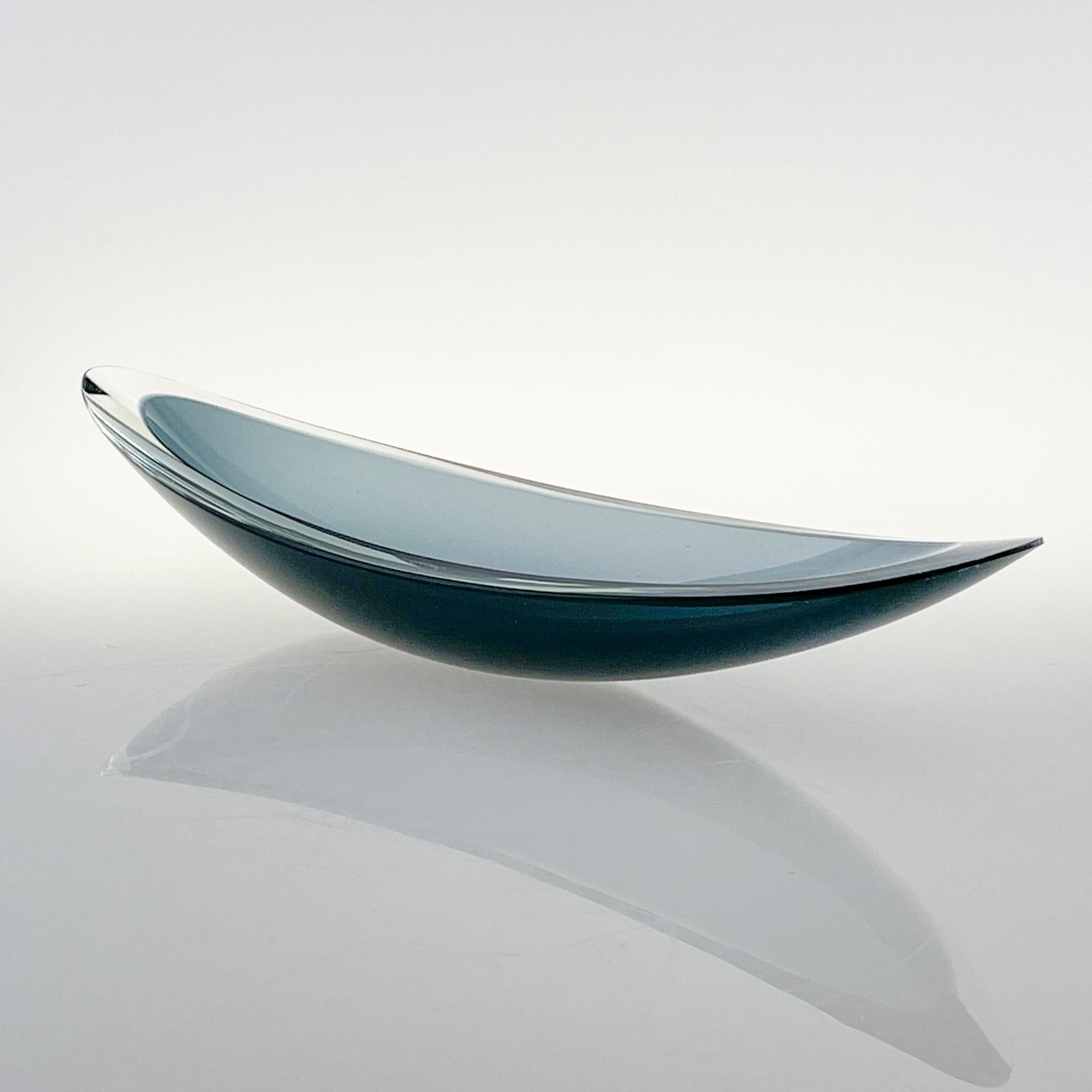 Scandinavian Modern Mid Century Modern Kaj Franck, Artglass Object, 