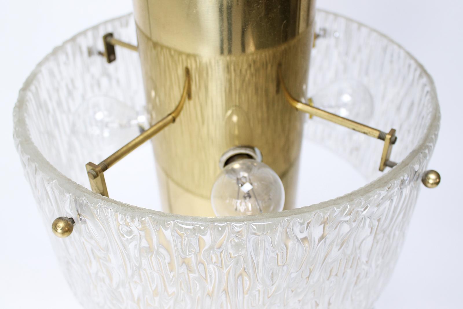 Mid-Century Modern Kalmar Brass Tube and Textured Glass Pendant, Austria, 1960s For Sale 2